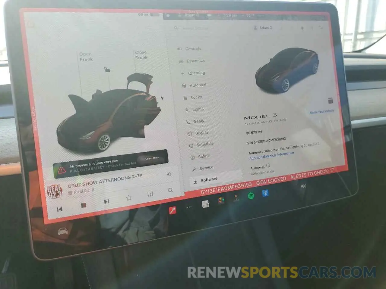 9 Photograph of a damaged car 5YJ3E1EA0MF939193 TESLA MODEL 3 2021