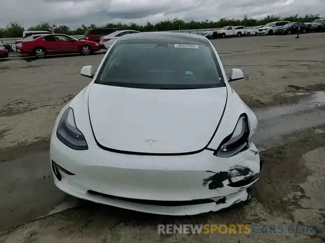 11 Photograph of a damaged car 5YJ3E1EA0MF939730 TESLA MODEL 3 2021