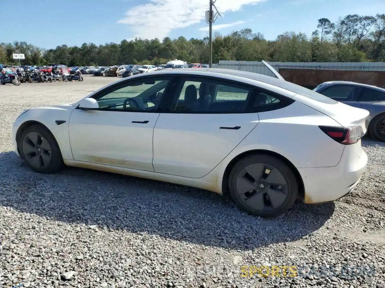 2 Photograph of a damaged car 5YJ3E1EA0MF976356 TESLA MODEL 3 2021