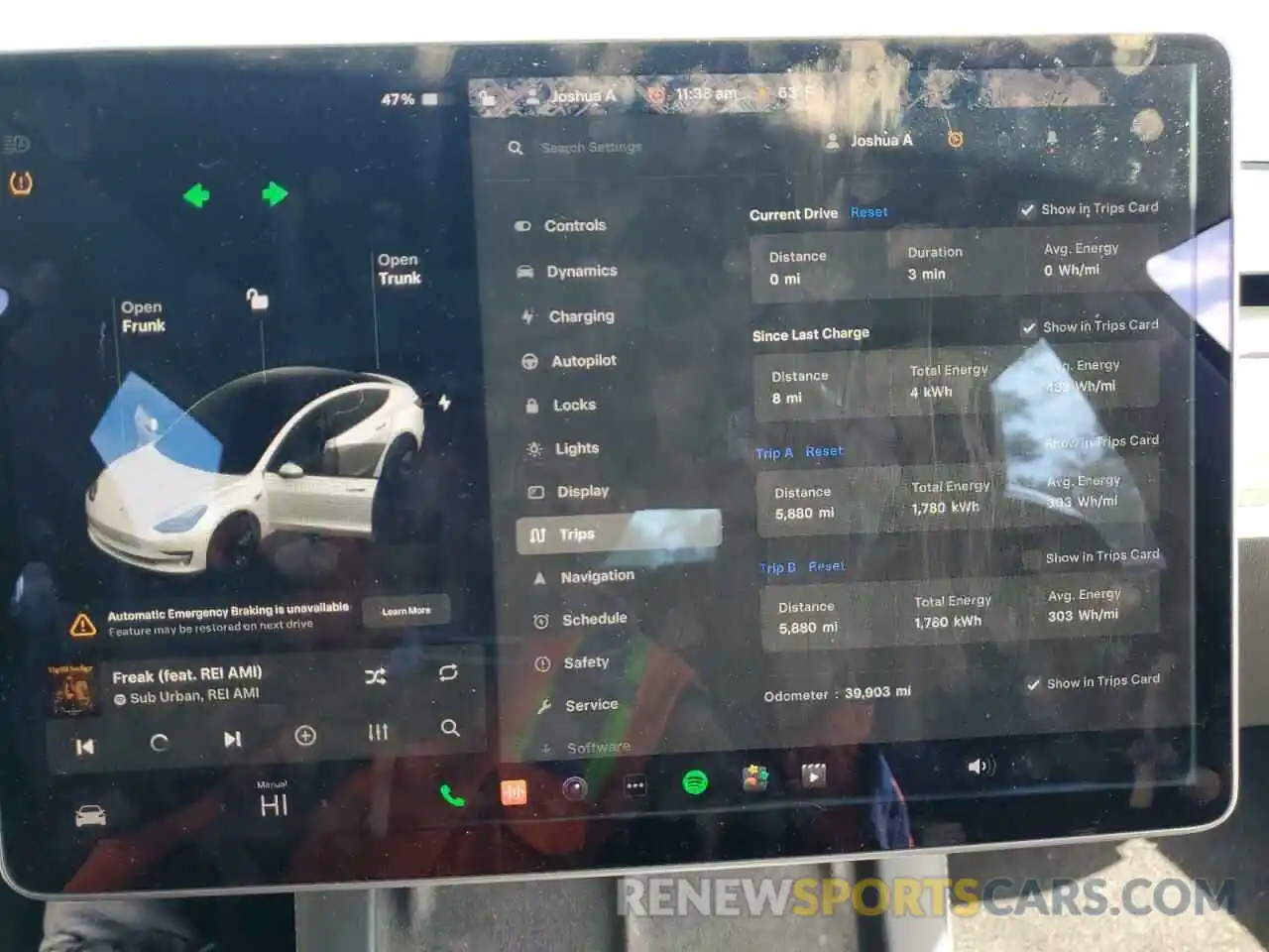 9 Photograph of a damaged car 5YJ3E1EA0MF976356 TESLA MODEL 3 2021