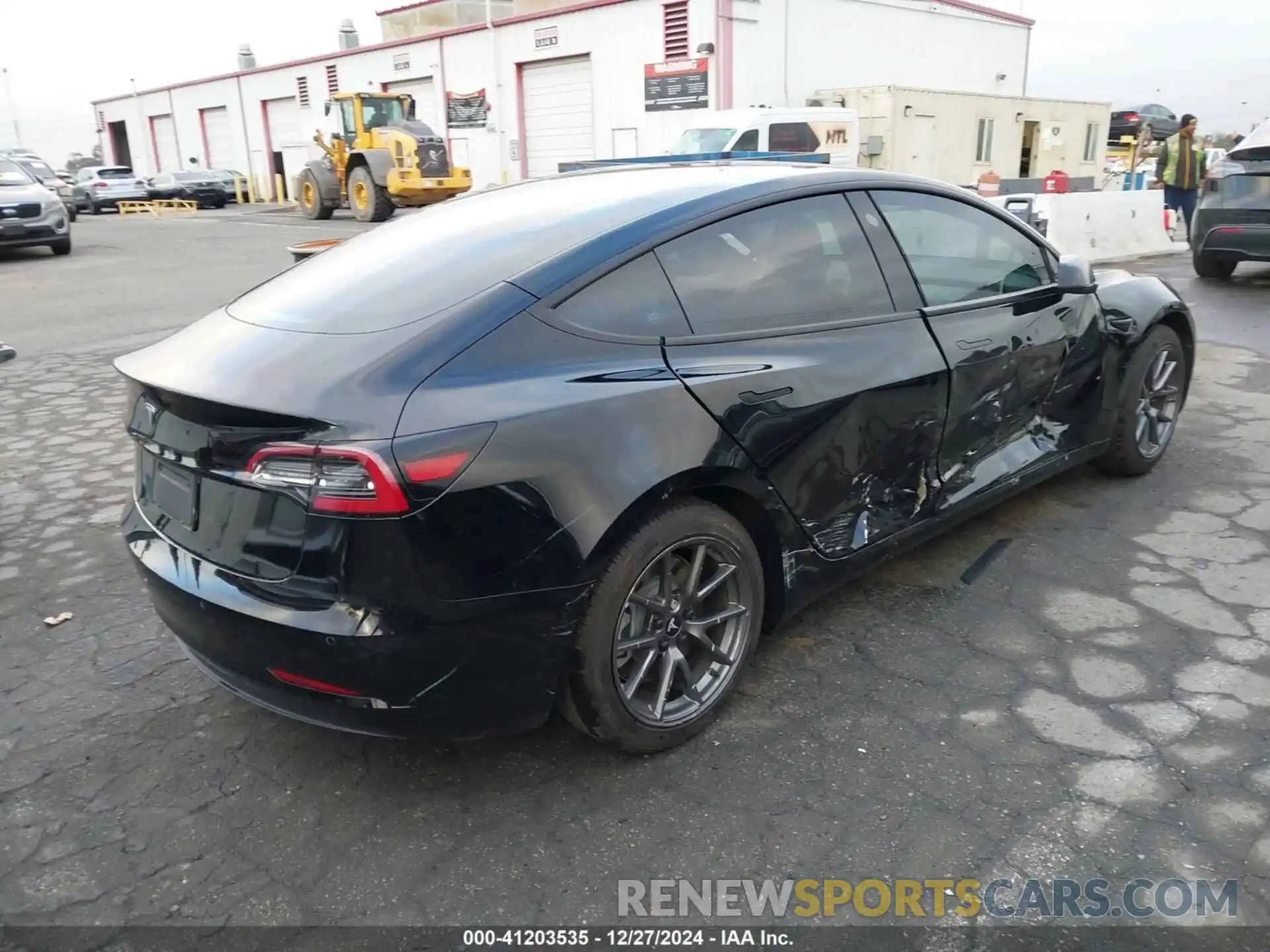 4 Photograph of a damaged car 5YJ3E1EA0MF997305 TESLA MODEL 3 2021