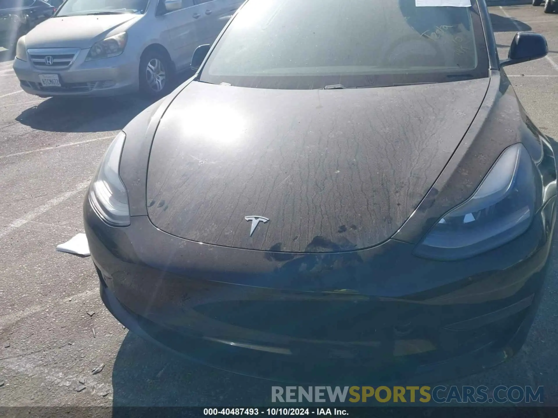 10 Photograph of a damaged car 5YJ3E1EA1MF000618 TESLA MODEL 3 2021
