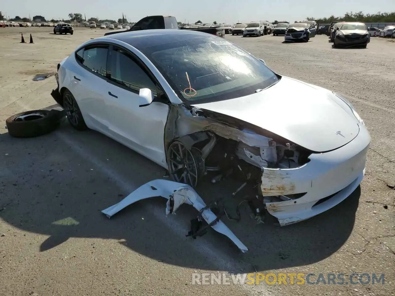 1 Photograph of a damaged car 5YJ3E1EA1MF031738 TESLA MODEL 3 2021