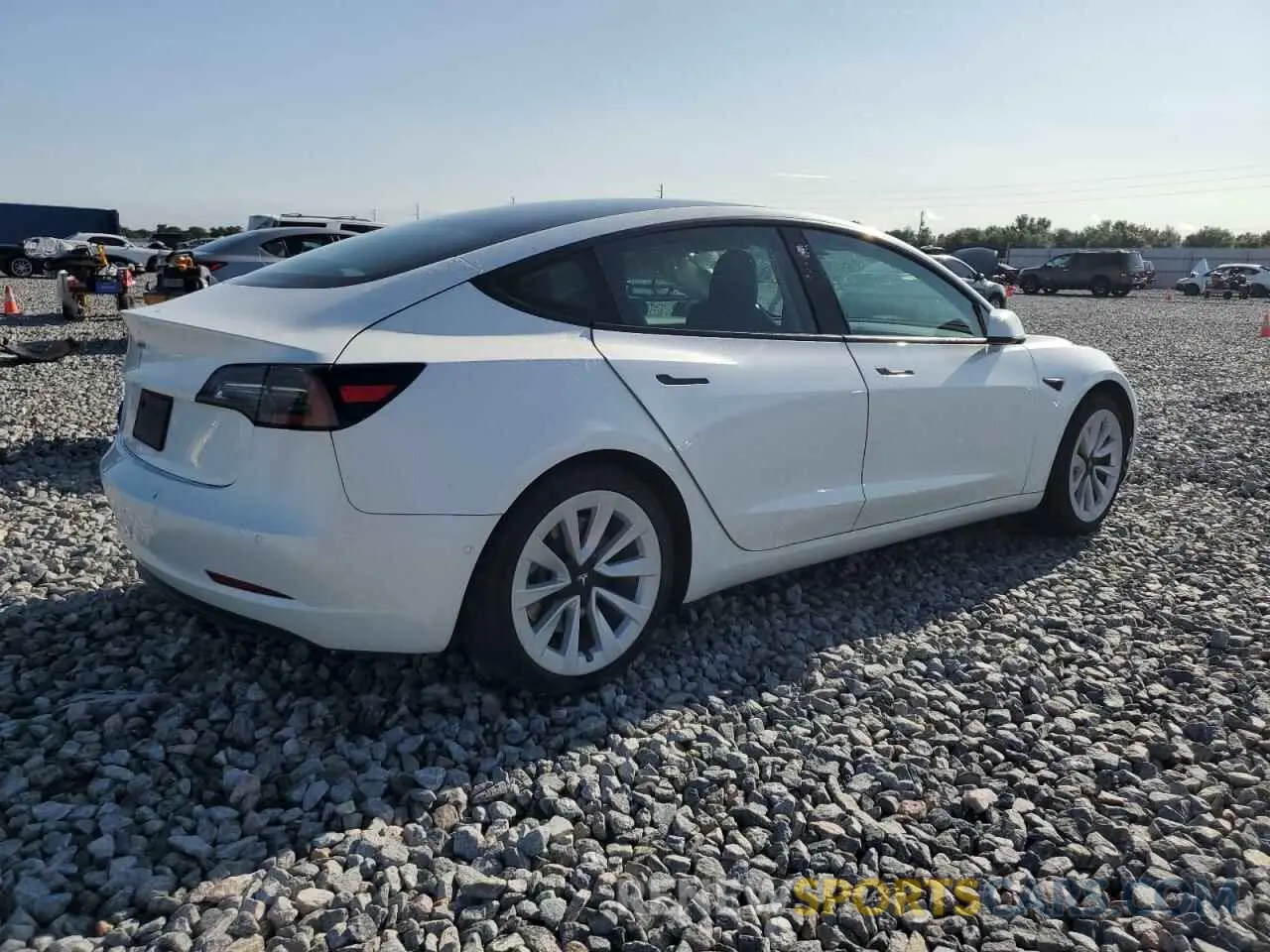 3 Photograph of a damaged car 5YJ3E1EA1MF047177 TESLA MODEL 3 2021