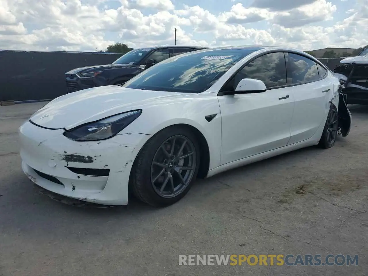 1 Photograph of a damaged car 5YJ3E1EA1MF064335 TESLA MODEL 3 2021