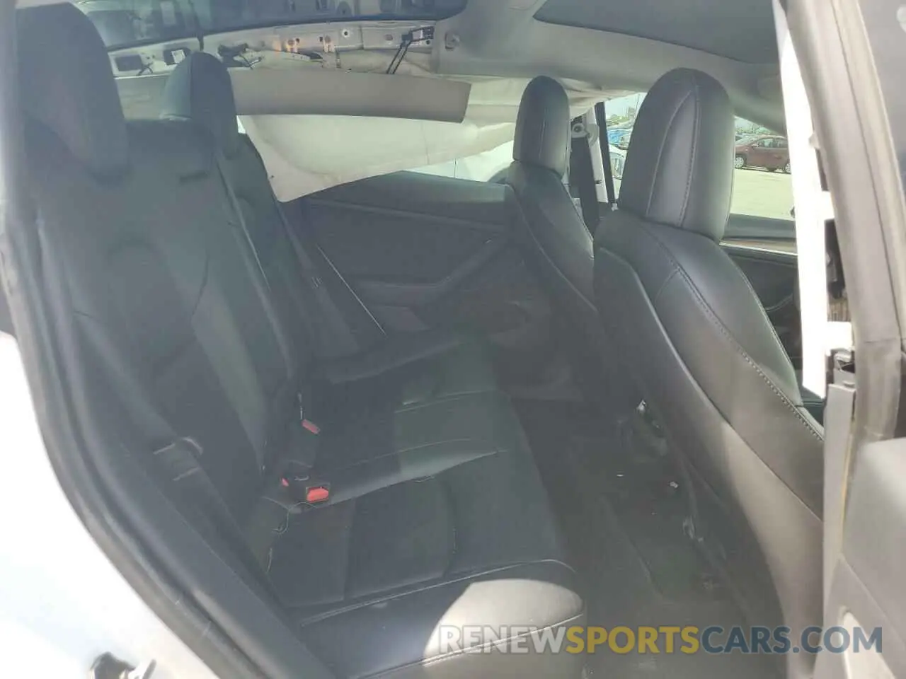 10 Photograph of a damaged car 5YJ3E1EA1MF064335 TESLA MODEL 3 2021