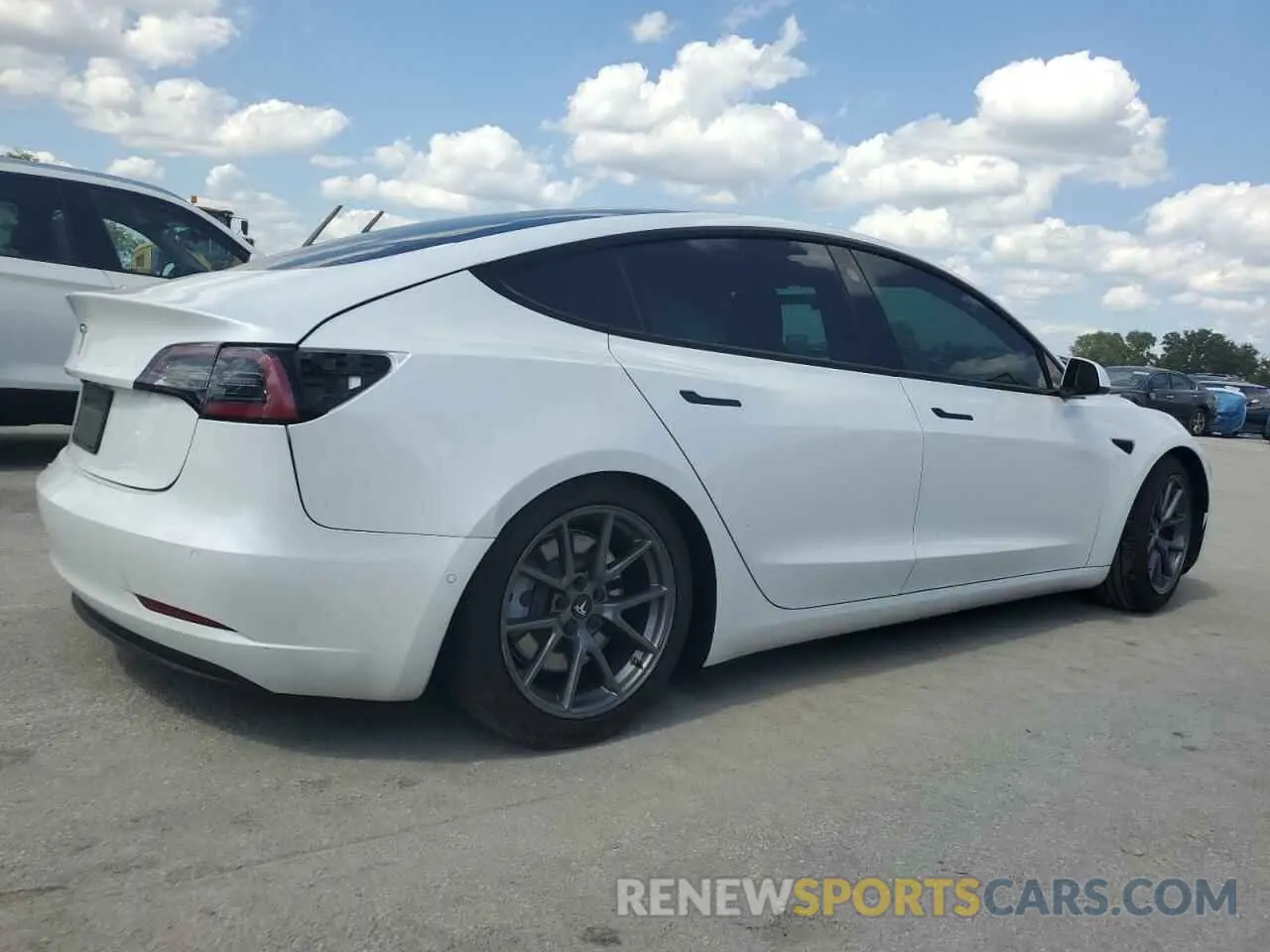 3 Photograph of a damaged car 5YJ3E1EA1MF064335 TESLA MODEL 3 2021