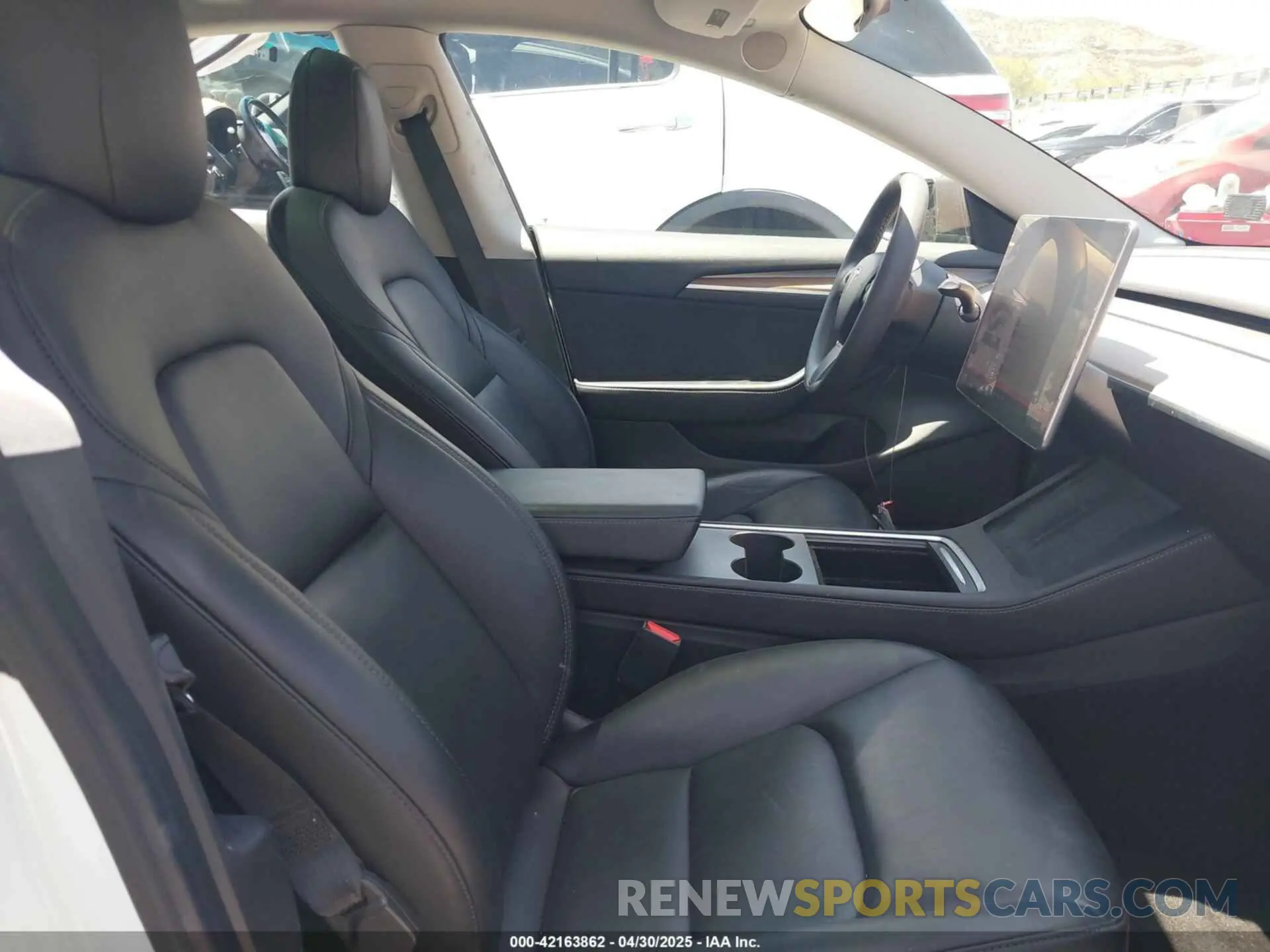 5 Photograph of a damaged car 5YJ3E1EA1MF067610 TESLA MODEL 3 2021
