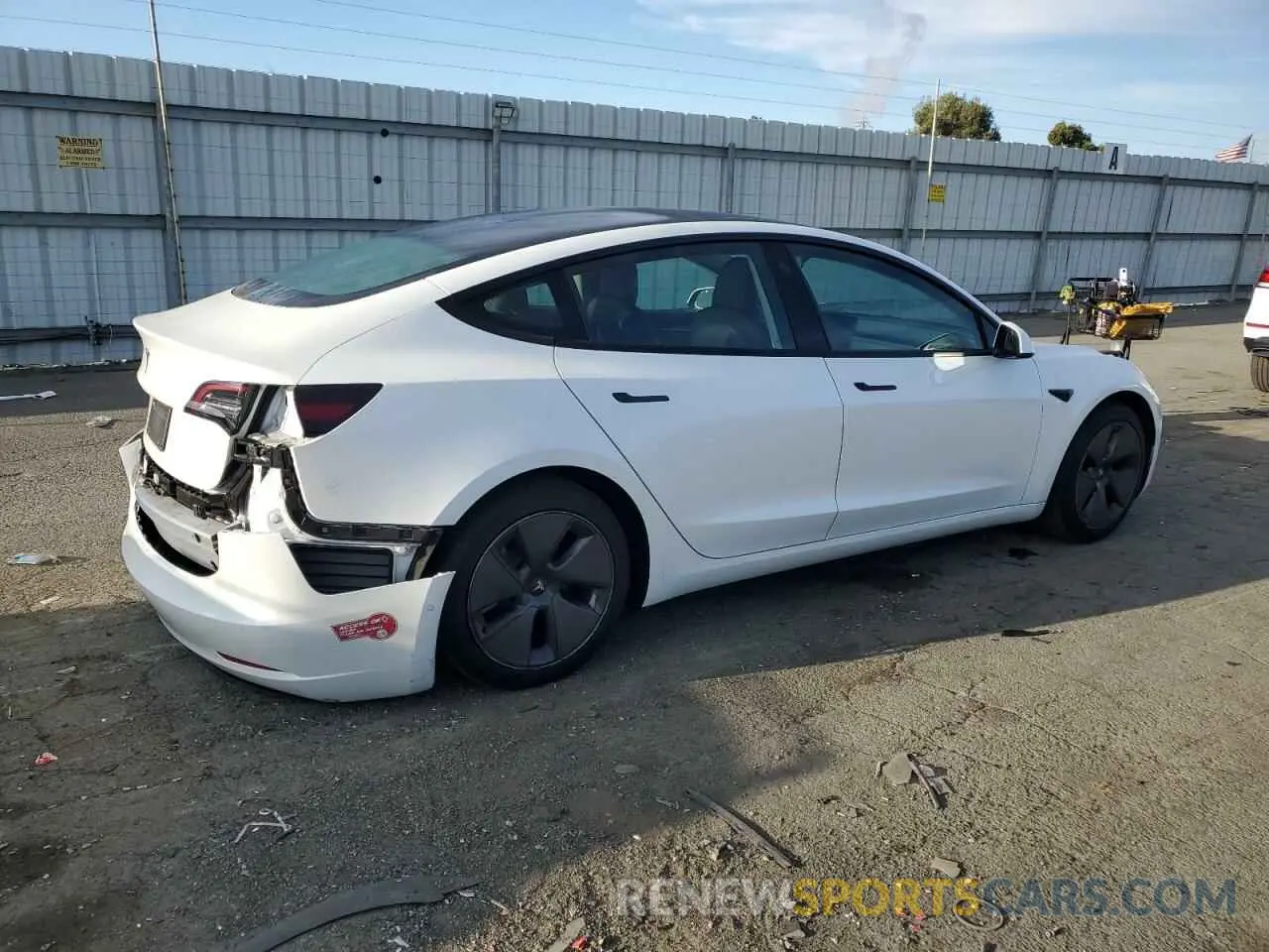 3 Photograph of a damaged car 5YJ3E1EA1MF070734 TESLA MODEL 3 2021