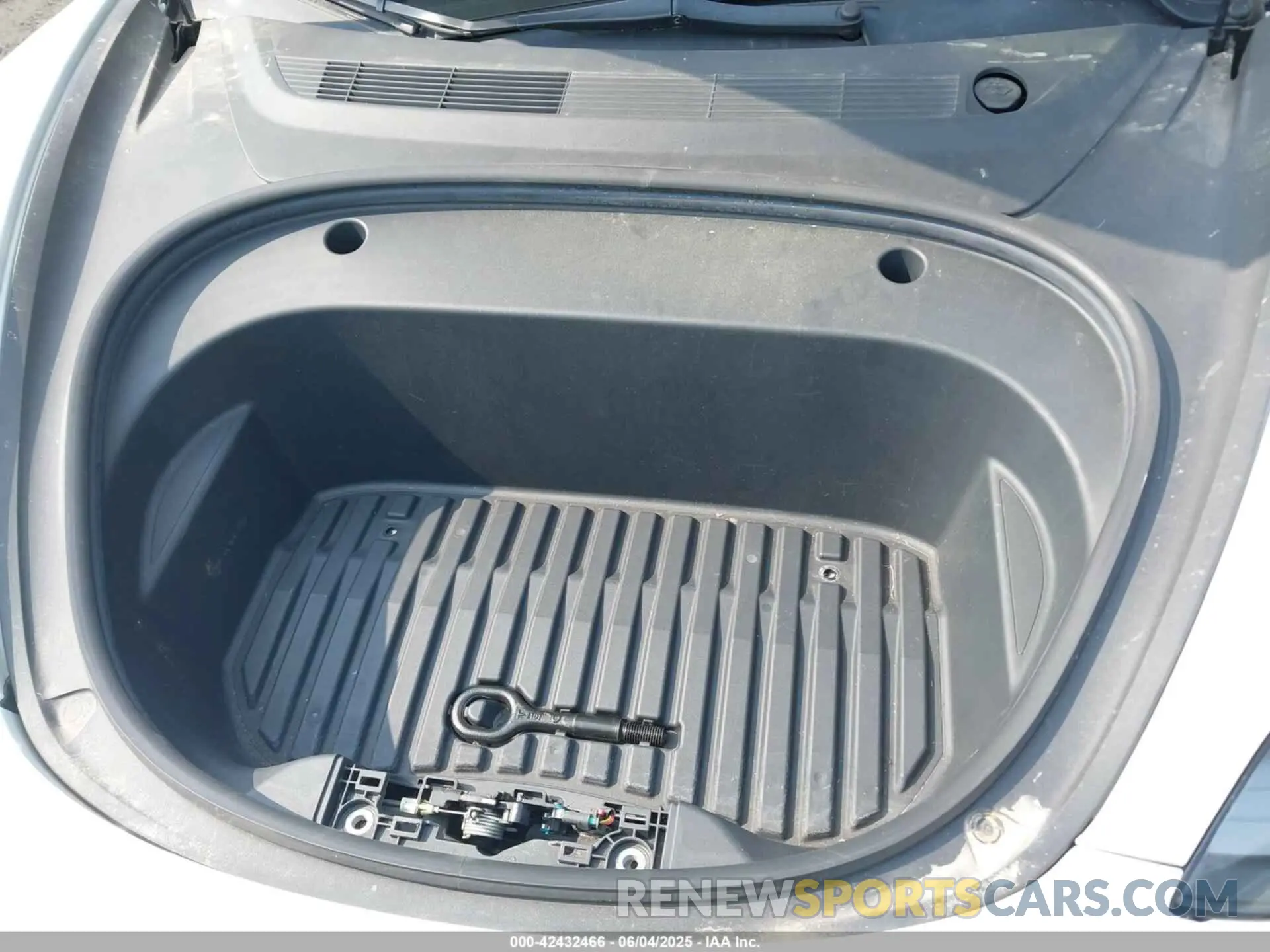 10 Photograph of a damaged car 5YJ3E1EA1MF086741 TESLA MODEL 3 2021