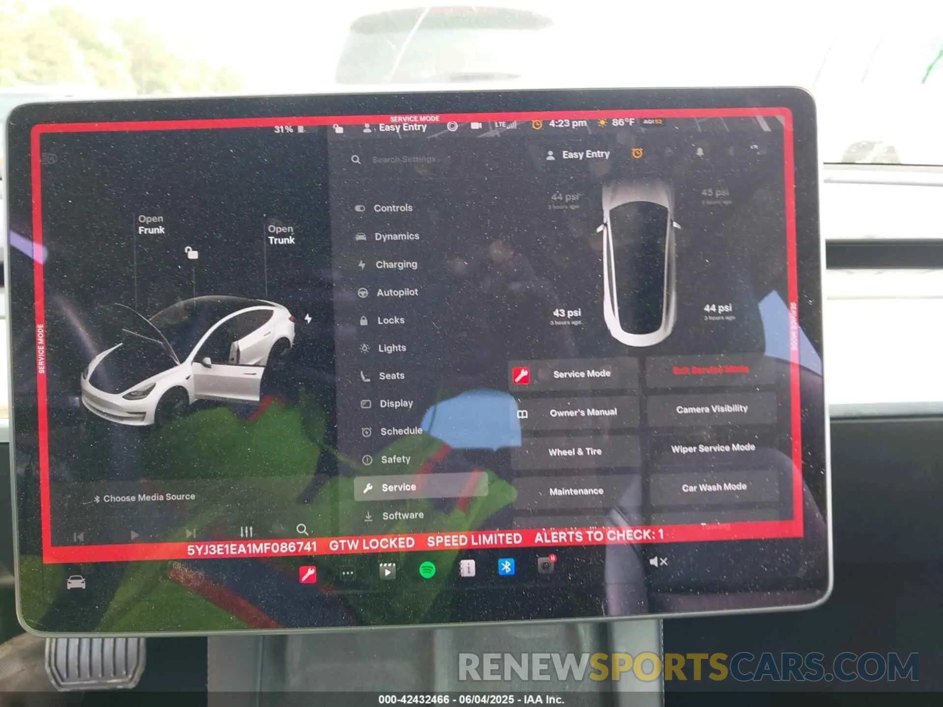 18 Photograph of a damaged car 5YJ3E1EA1MF086741 TESLA MODEL 3 2021