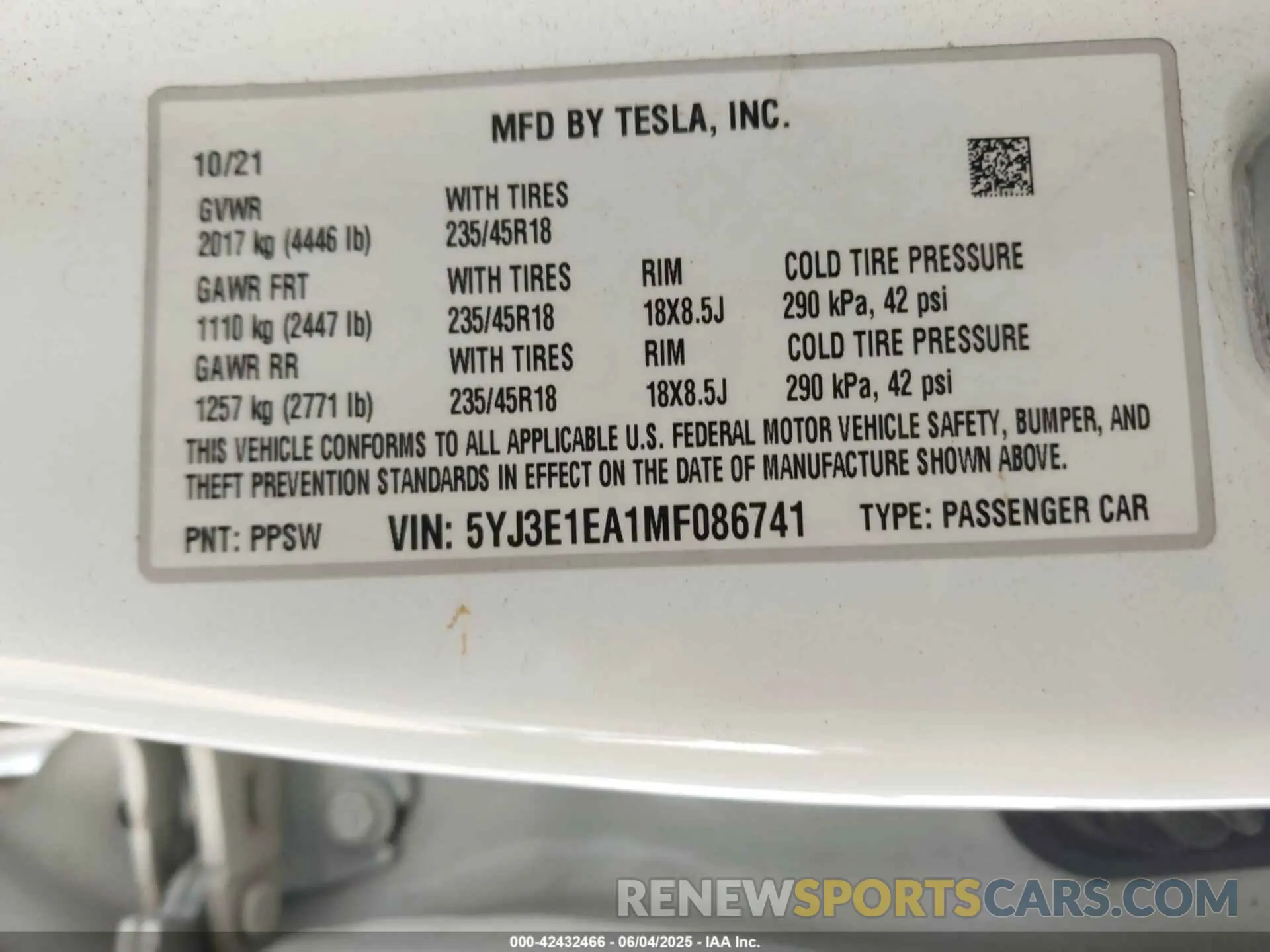9 Photograph of a damaged car 5YJ3E1EA1MF086741 TESLA MODEL 3 2021
