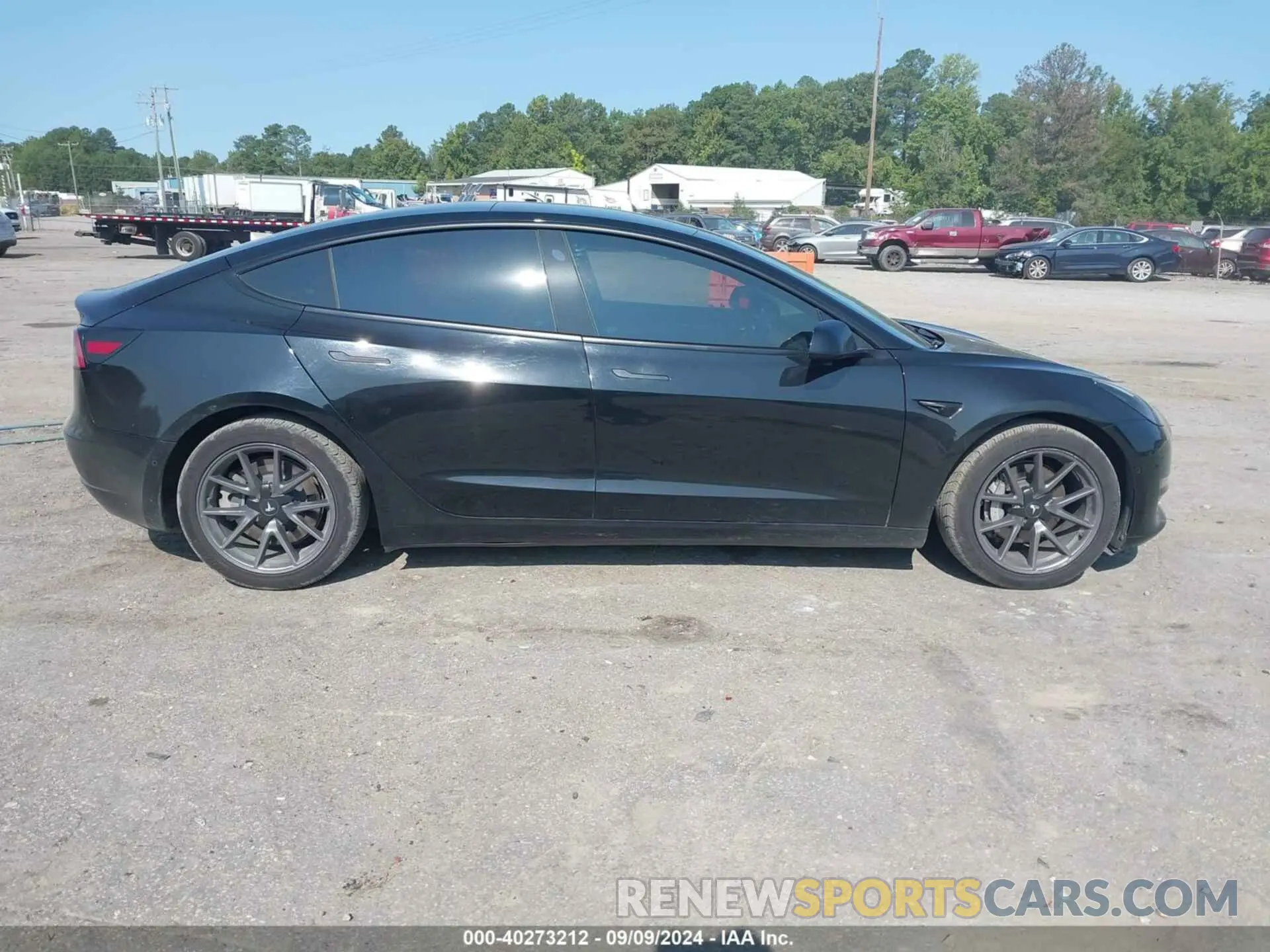 13 Photograph of a damaged car 5YJ3E1EA1MF087131 TESLA MODEL 3 2021