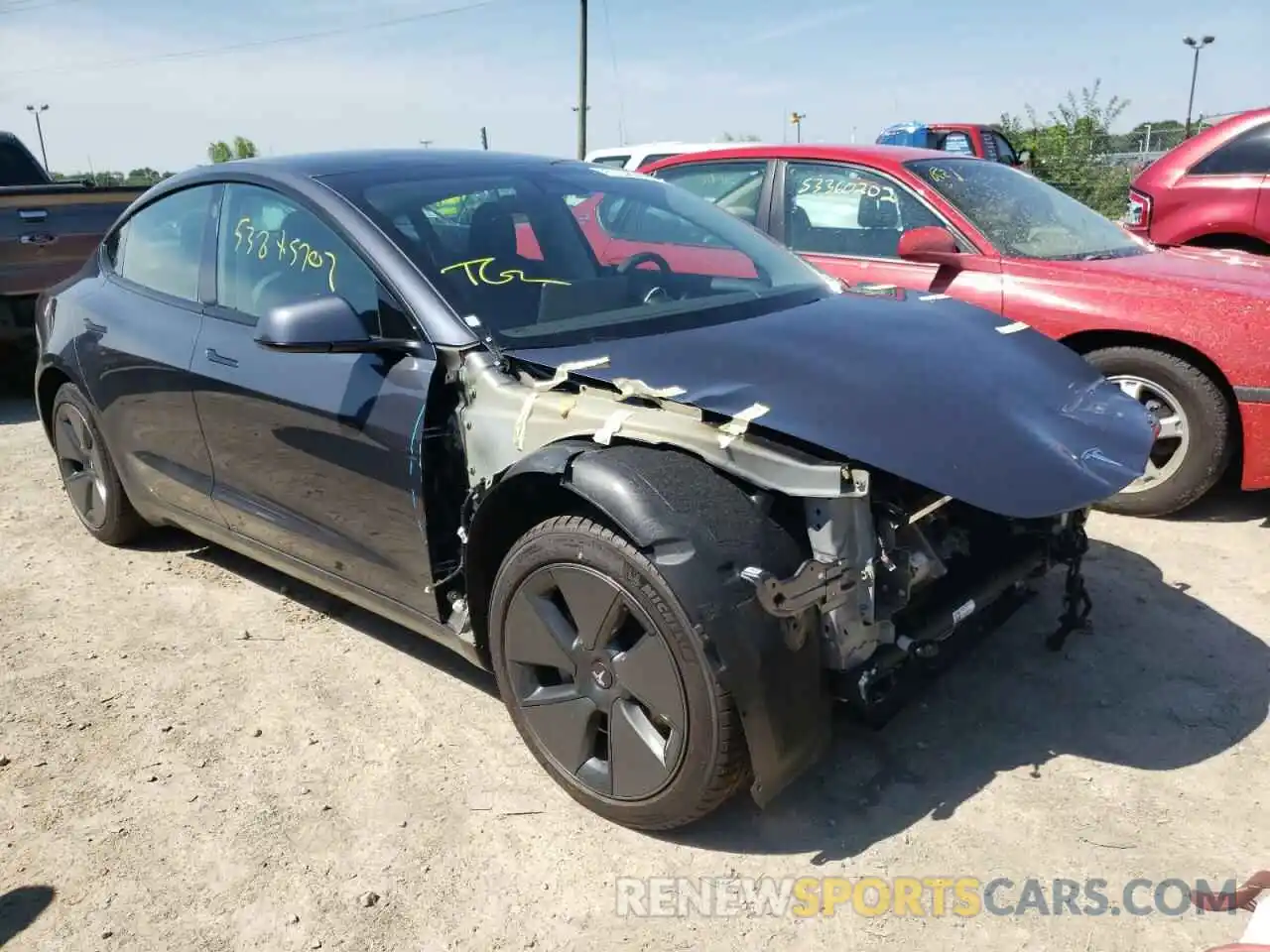 1 Photograph of a damaged car 5YJ3E1EA1MF087162 TESLA MODEL 3 2021