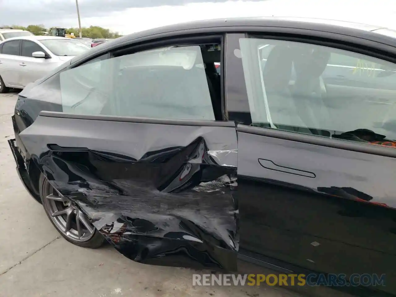 9 Photograph of a damaged car 5YJ3E1EA1MF088960 TESLA MODEL 3 2021