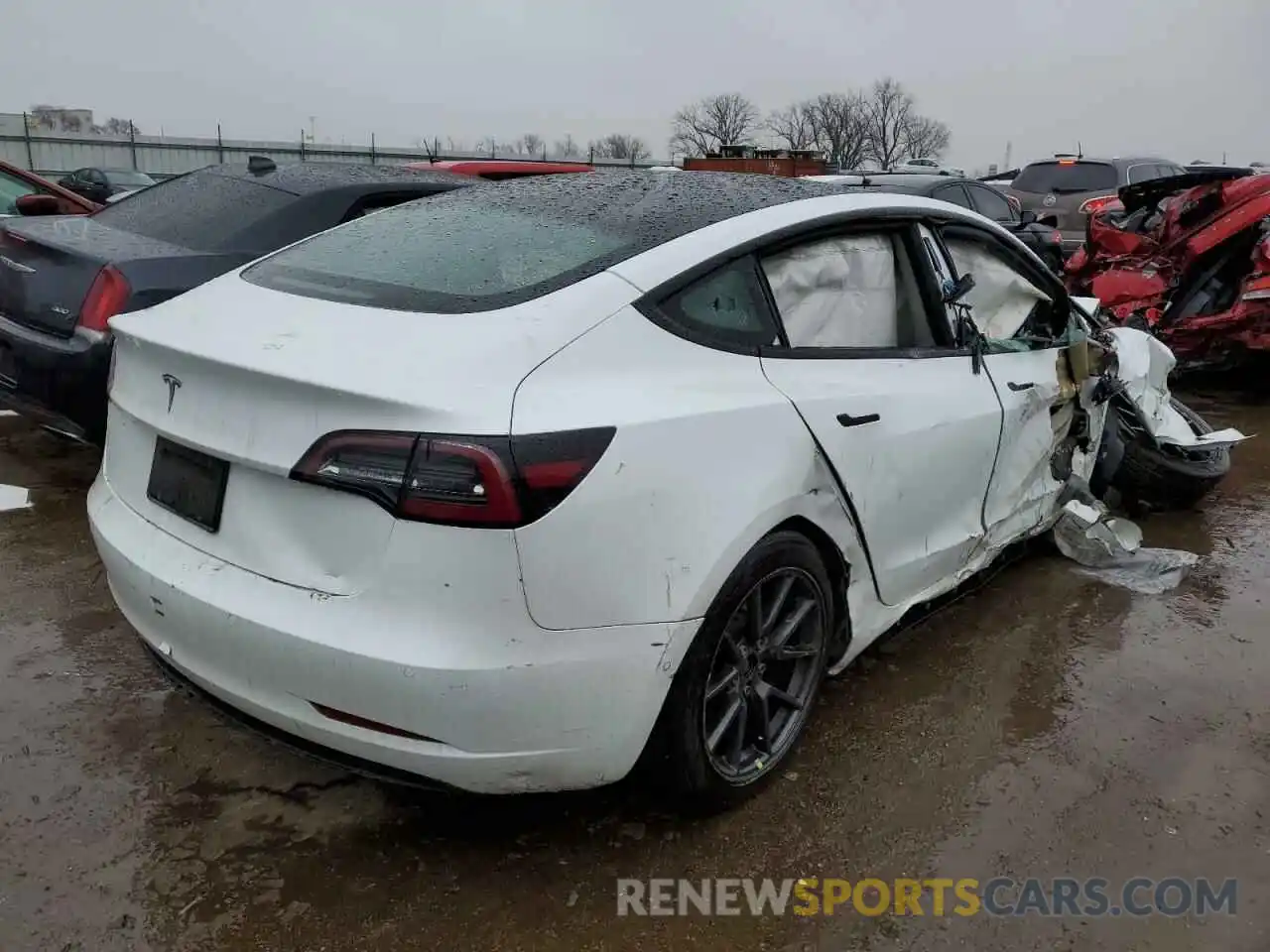 3 Photograph of a damaged car 5YJ3E1EA1MF093950 TESLA MODEL 3 2021