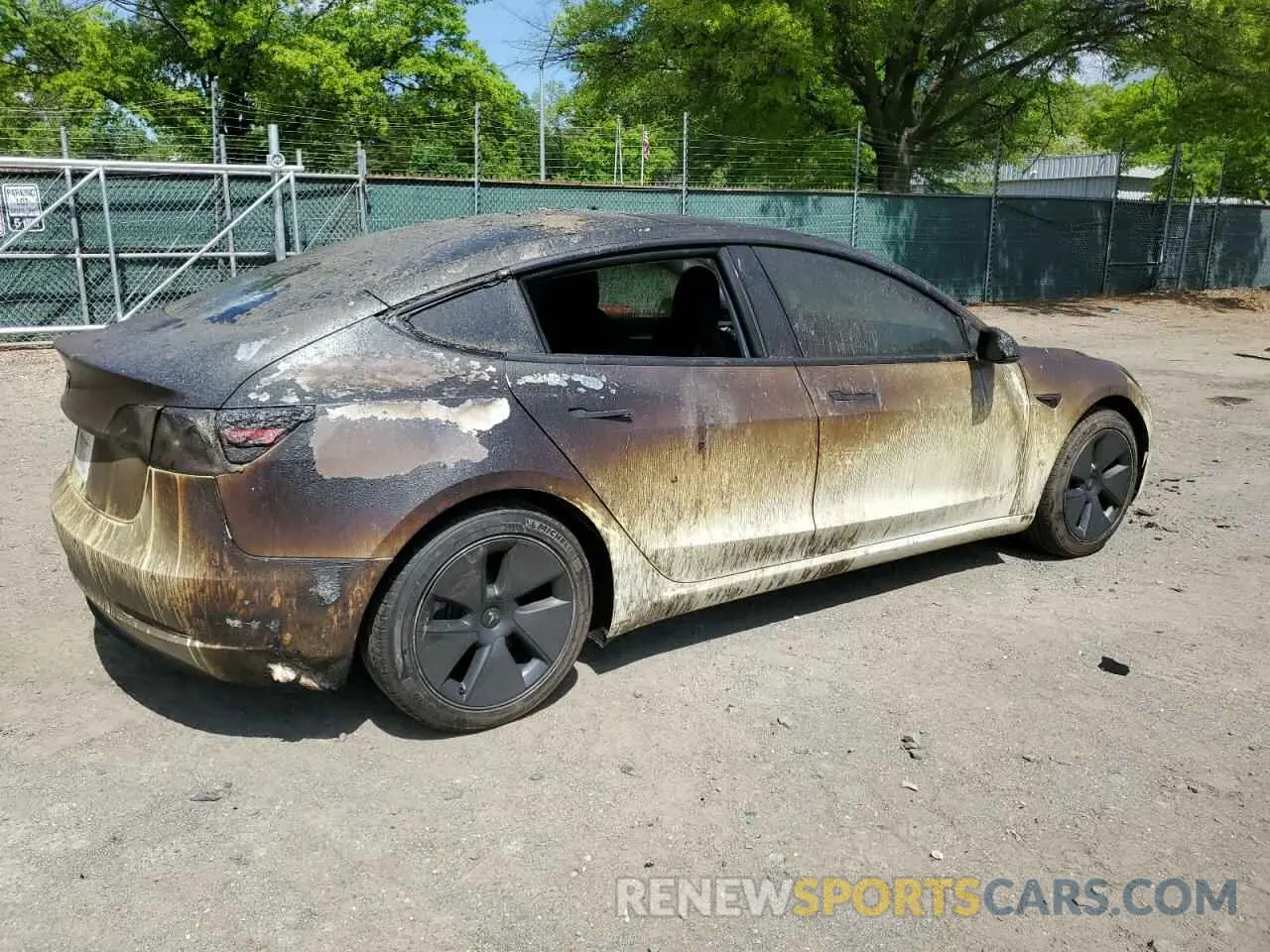 3 Photograph of a damaged car 5YJ3E1EA1MF096234 TESLA MODEL 3 2021