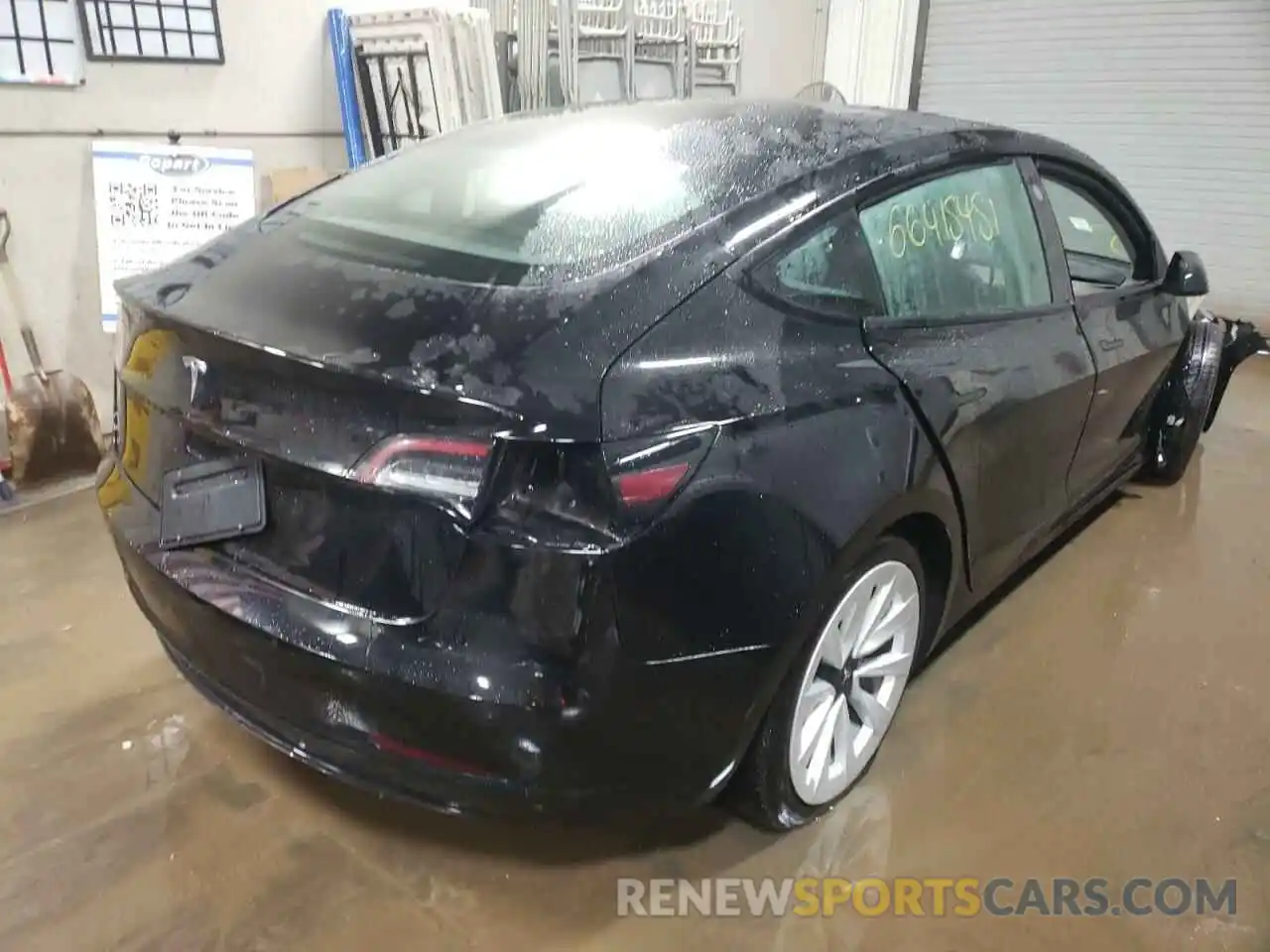 4 Photograph of a damaged car 5YJ3E1EA1MF843167 TESLA MODEL 3 2021