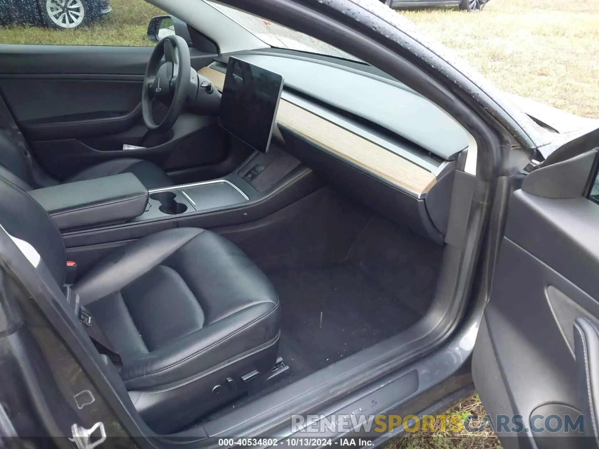 5 Photograph of a damaged car 5YJ3E1EA1MF854542 TESLA MODEL 3 2021