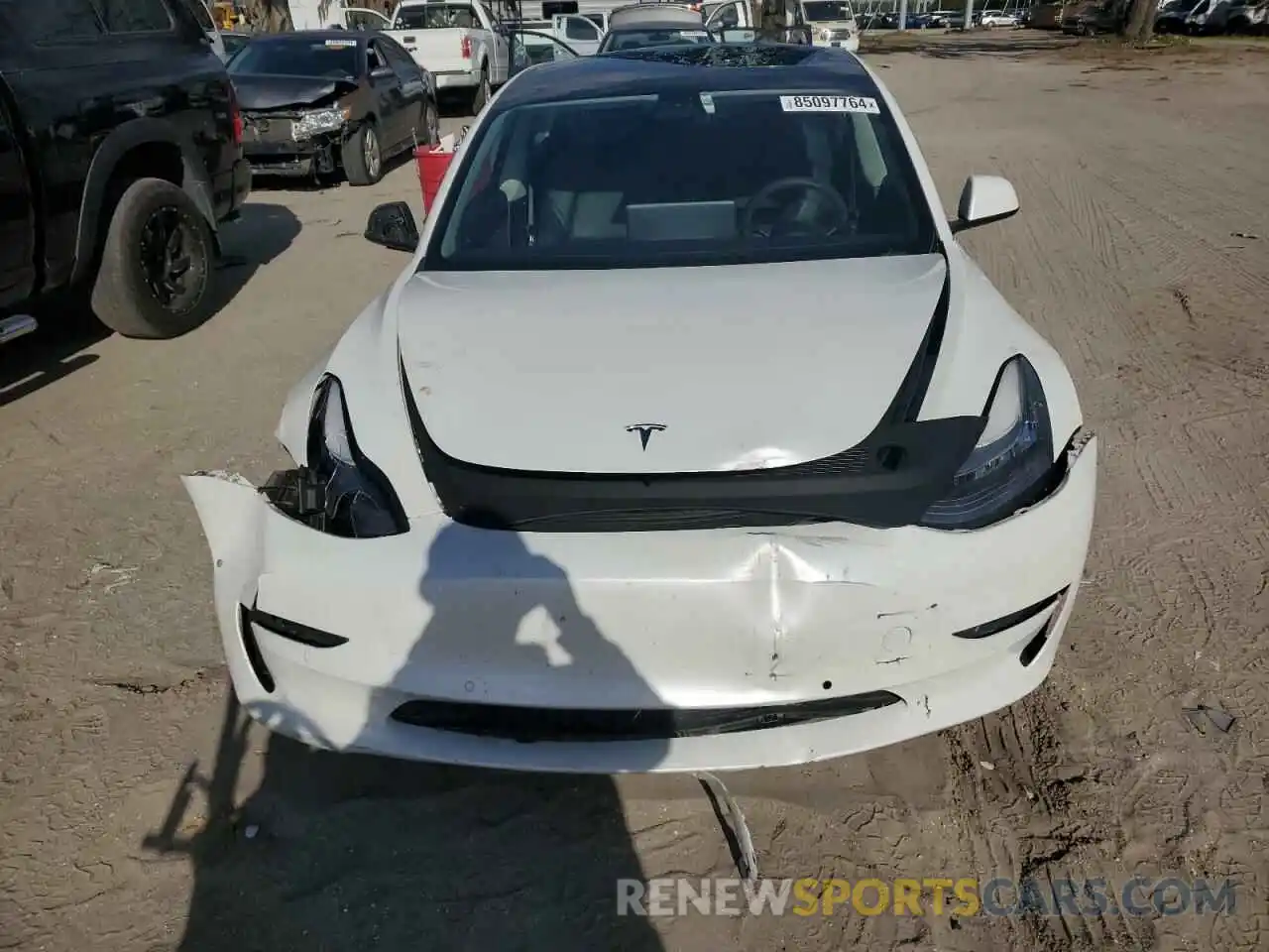 5 Photograph of a damaged car 5YJ3E1EA1MF856758 TESLA MODEL 3 2021