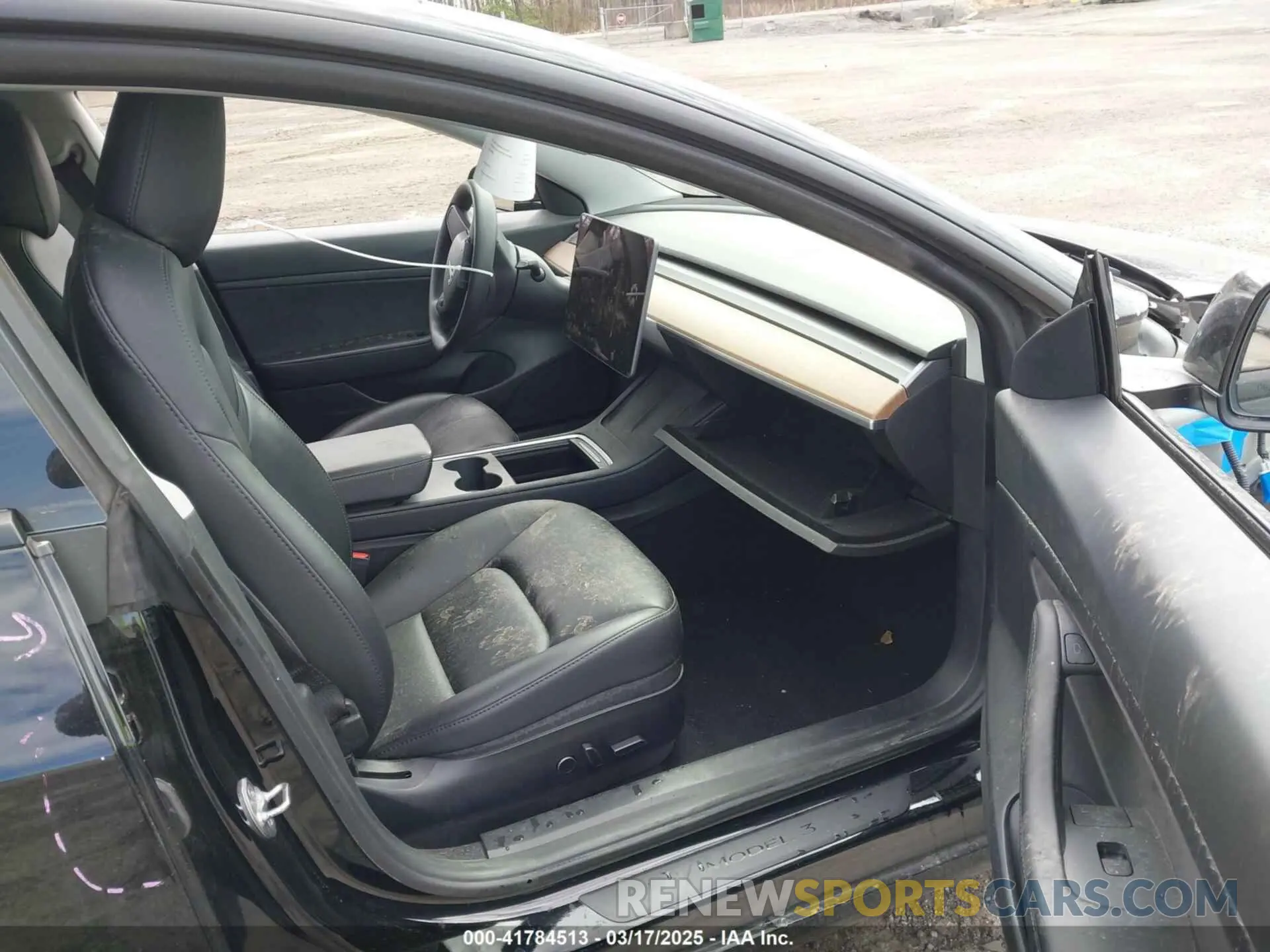 5 Photograph of a damaged car 5YJ3E1EA1MF857568 TESLA MODEL 3 2021