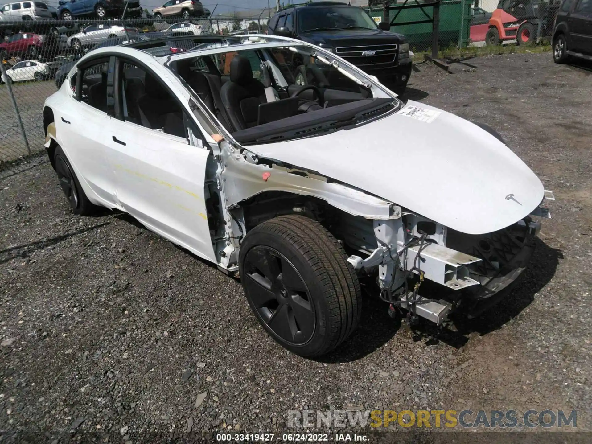 1 Photograph of a damaged car 5YJ3E1EA1MF859840 TESLA MODEL 3 2021