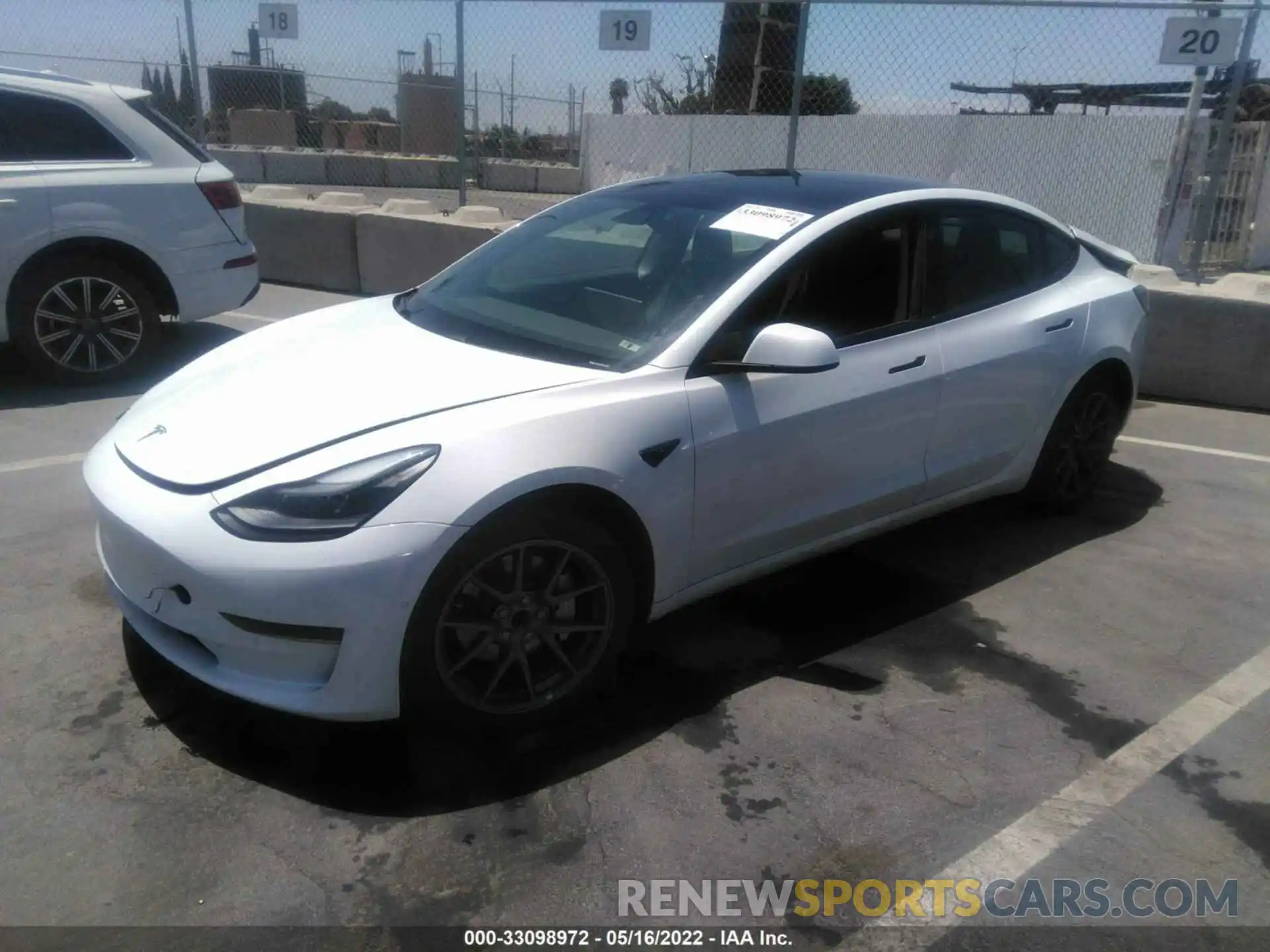 2 Photograph of a damaged car 5YJ3E1EA1MF873933 TESLA MODEL 3 2021