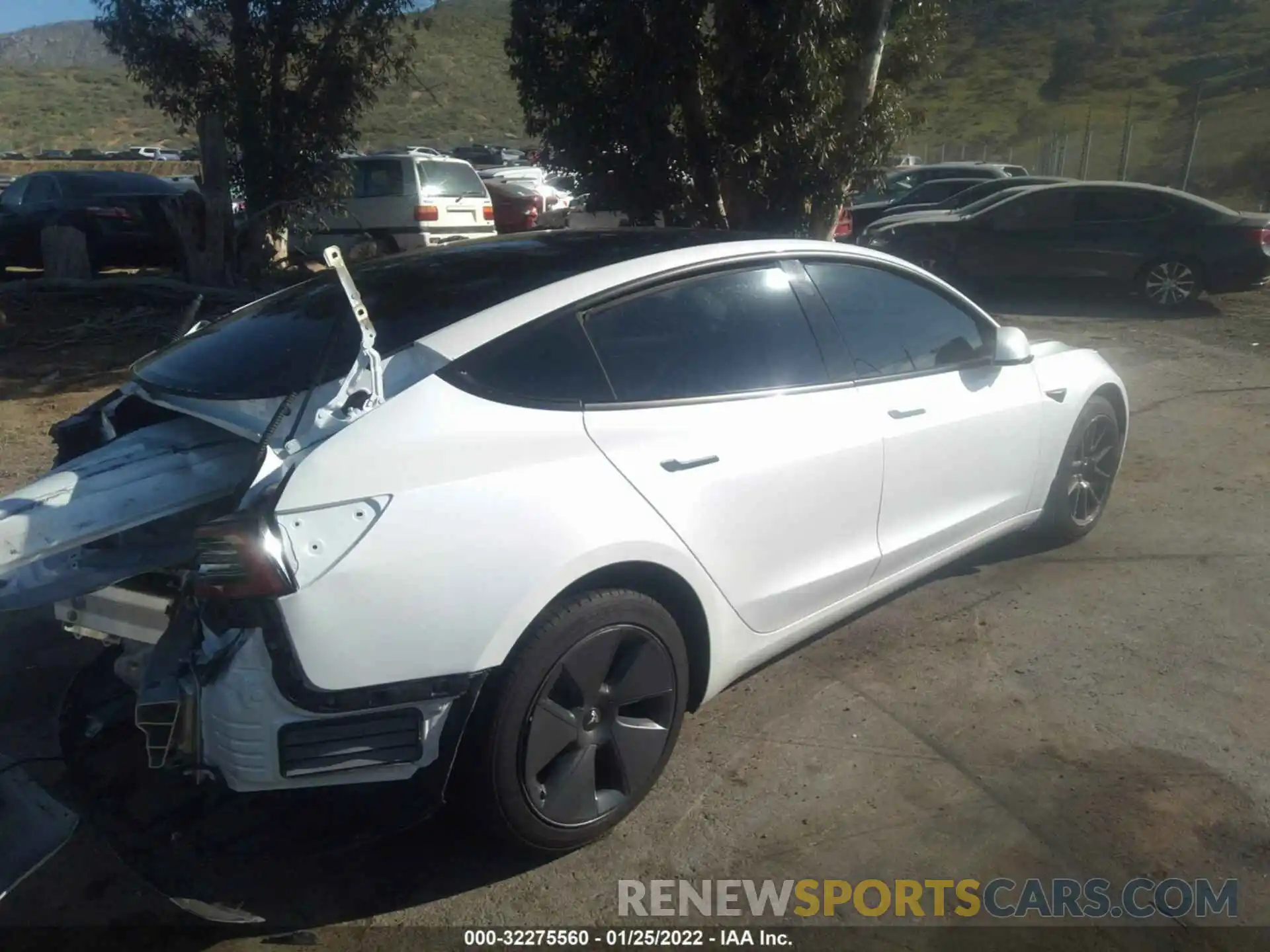 4 Photograph of a damaged car 5YJ3E1EA1MF874211 TESLA MODEL 3 2021