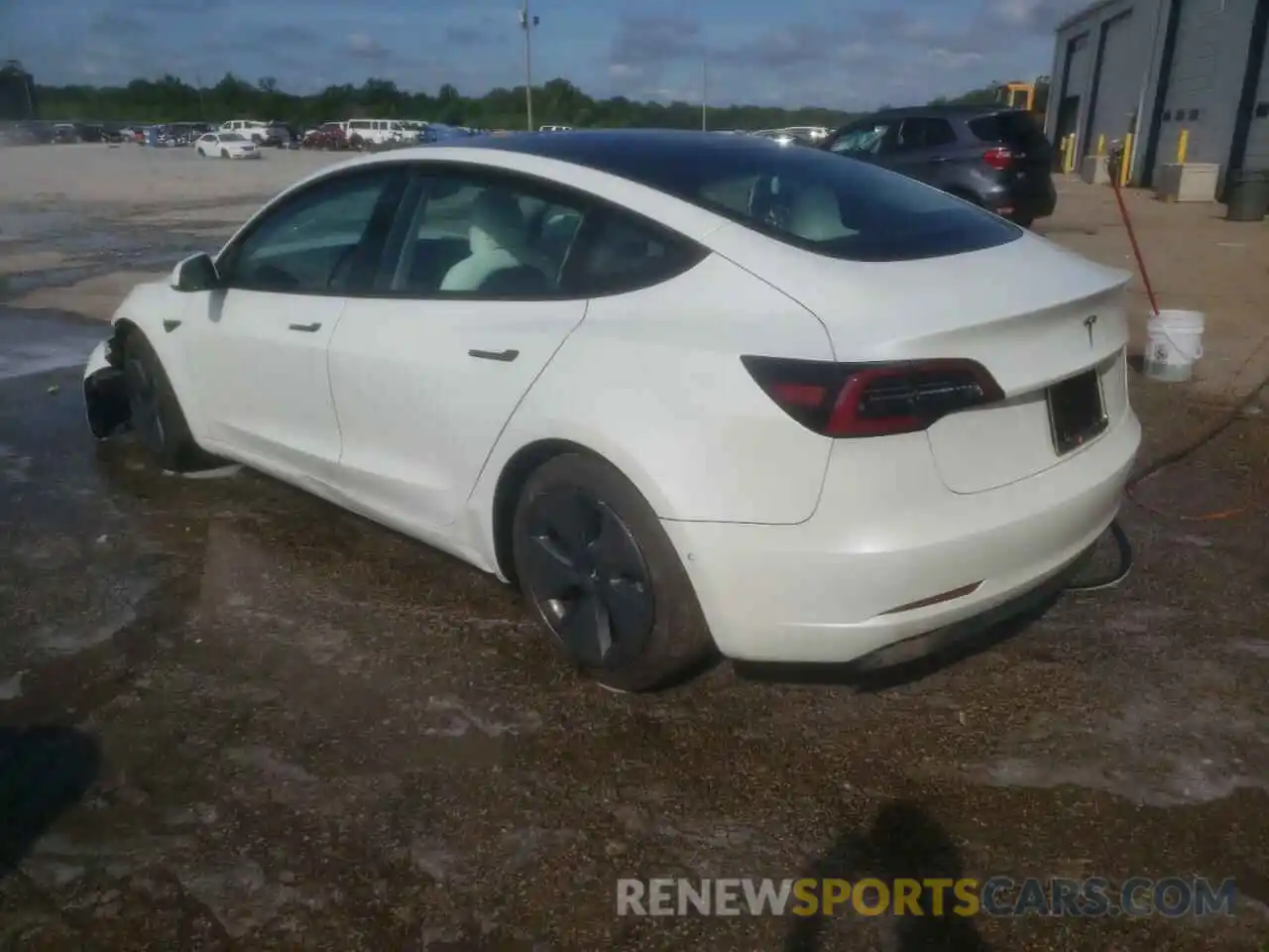 3 Photograph of a damaged car 5YJ3E1EA1MF908616 TESLA MODEL 3 2021