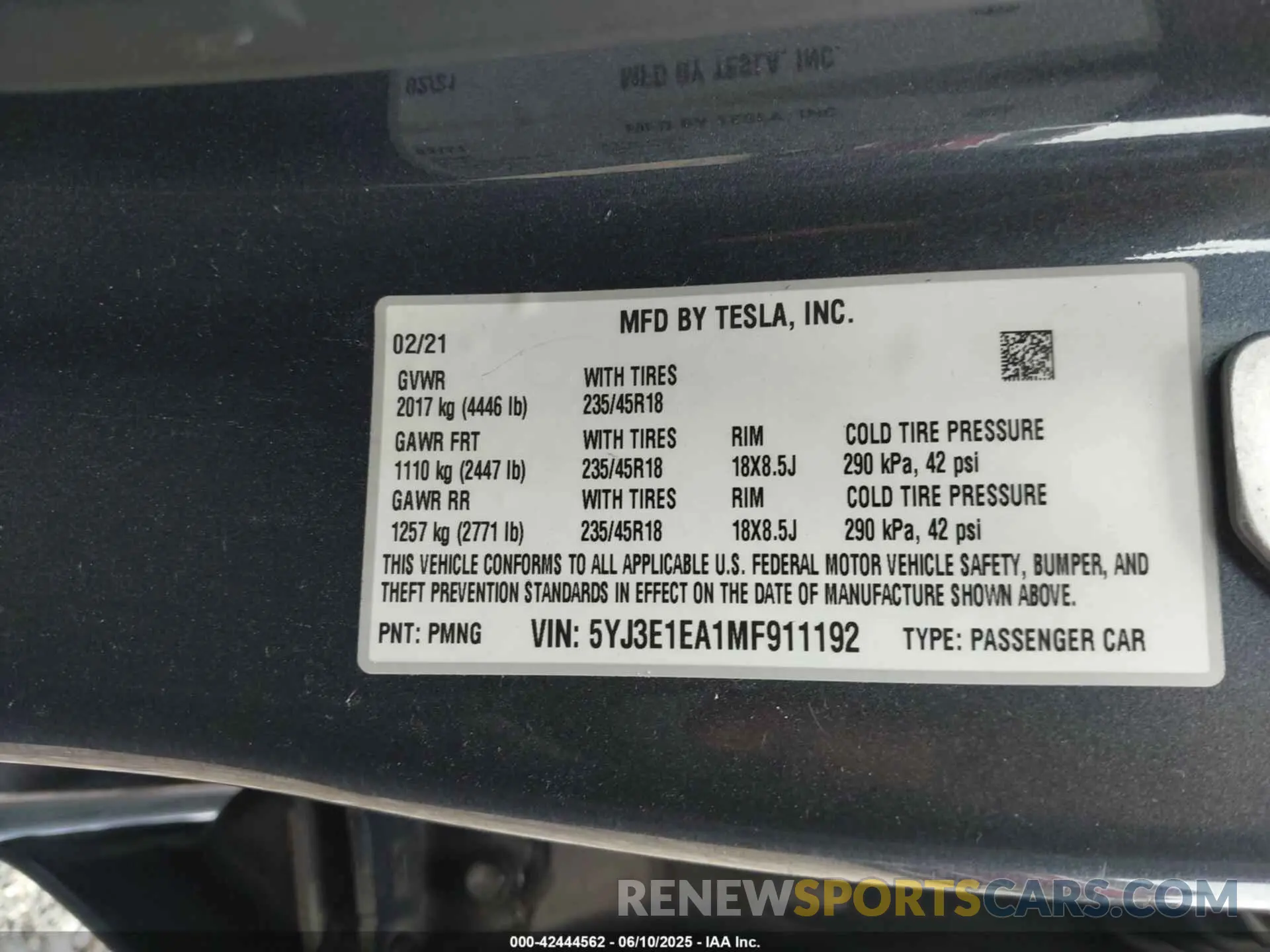 9 Photograph of a damaged car 5YJ3E1EA1MF911192 TESLA MODEL 3 2021
