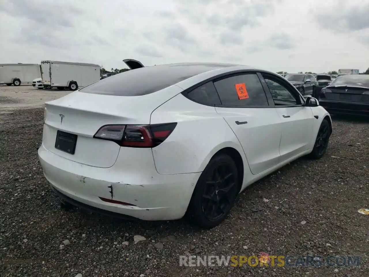 3 Photograph of a damaged car 5YJ3E1EA1MF920961 TESLA MODEL 3 2021