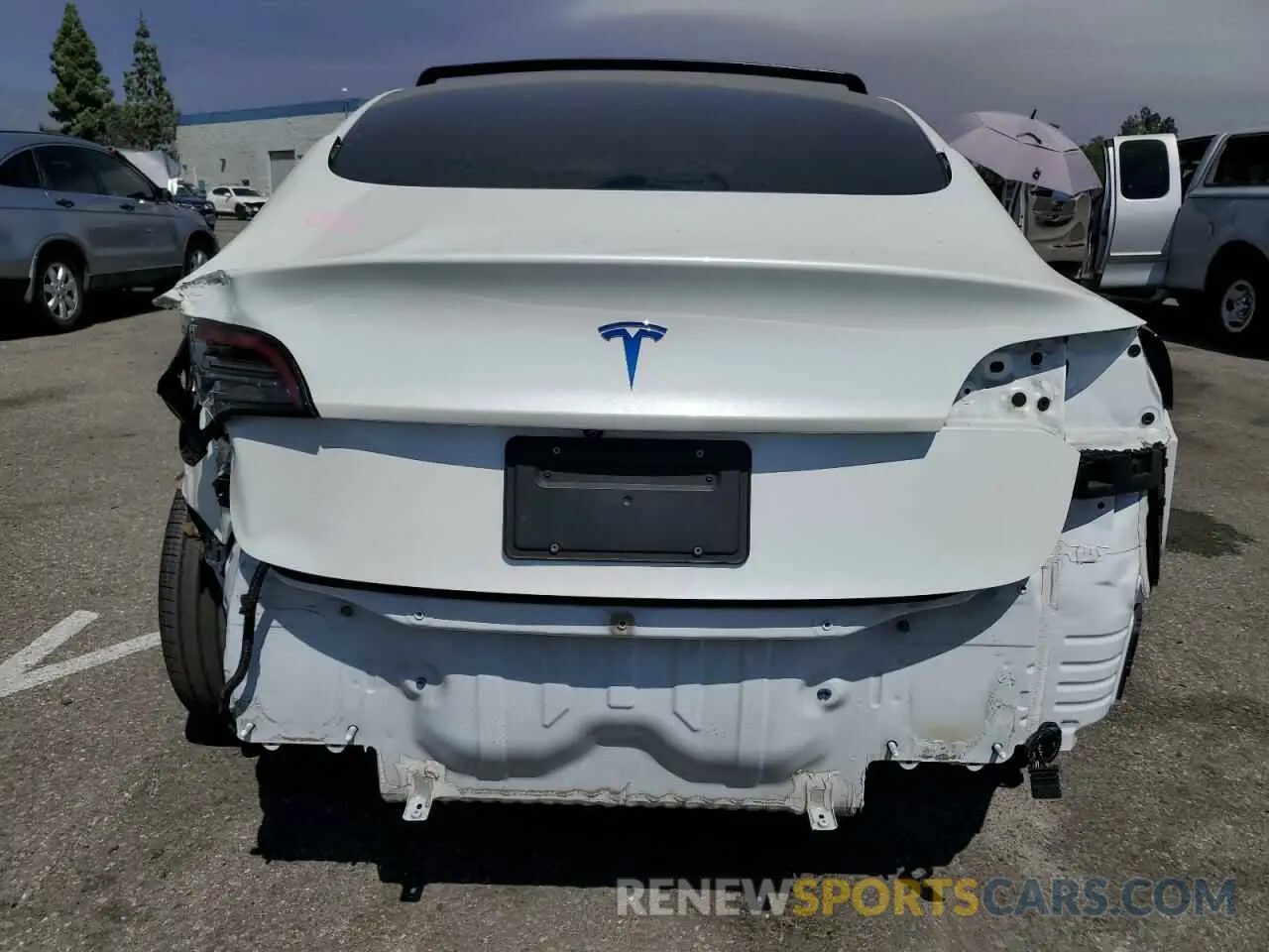 6 Photograph of a damaged car 5YJ3E1EA1MF941440 TESLA MODEL 3 2021