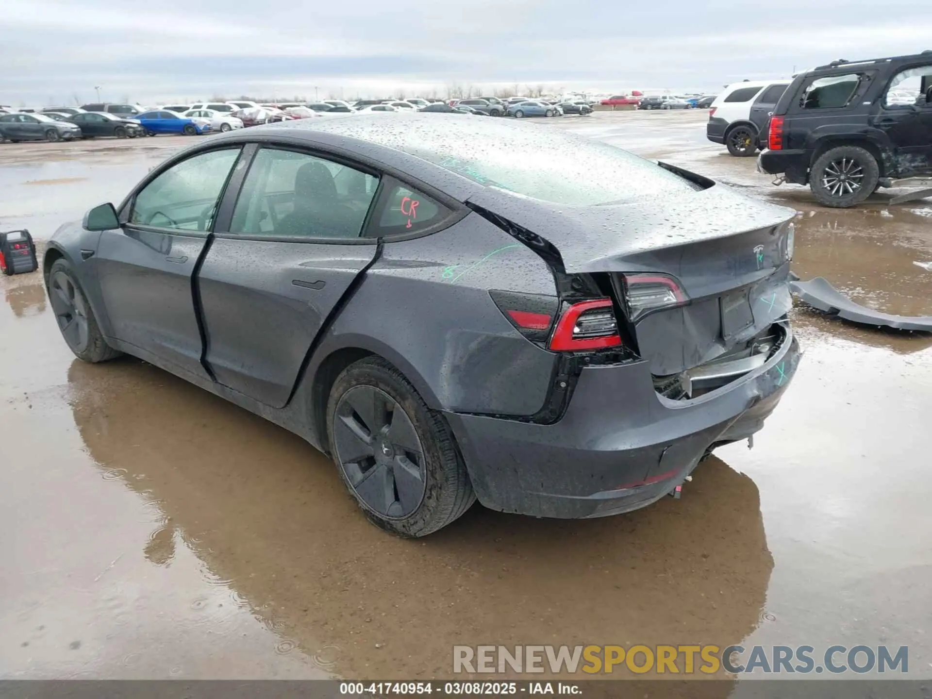 3 Photograph of a damaged car 5YJ3E1EA1MF976740 TESLA MODEL 3 2021