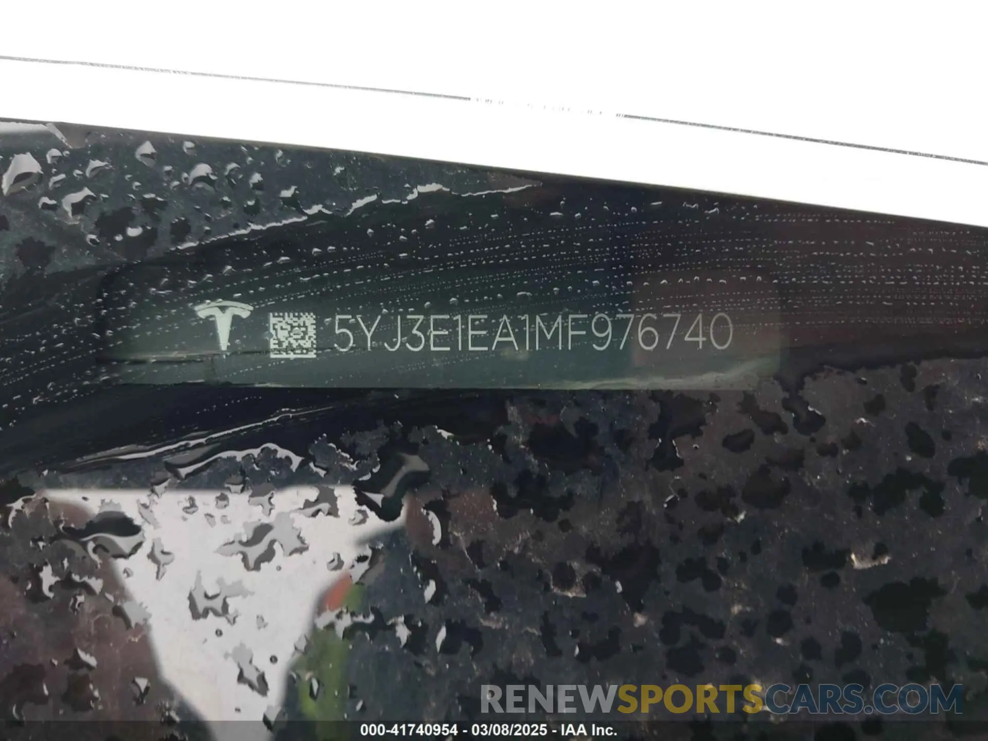 9 Photograph of a damaged car 5YJ3E1EA1MF976740 TESLA MODEL 3 2021