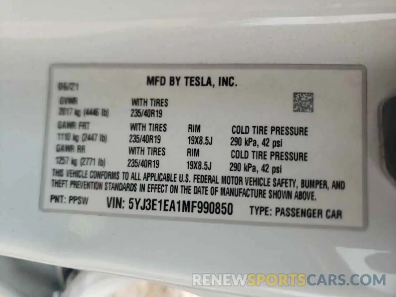 10 Photograph of a damaged car 5YJ3E1EA1MF990850 TESLA MODEL 3 2021