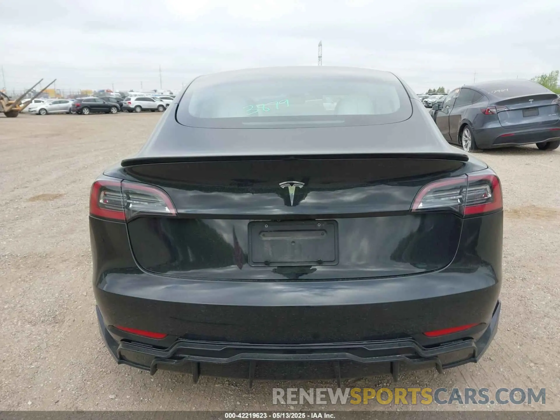 16 Photograph of a damaged car 5YJ3E1EA1MF994980 TESLA MODEL 3 2021