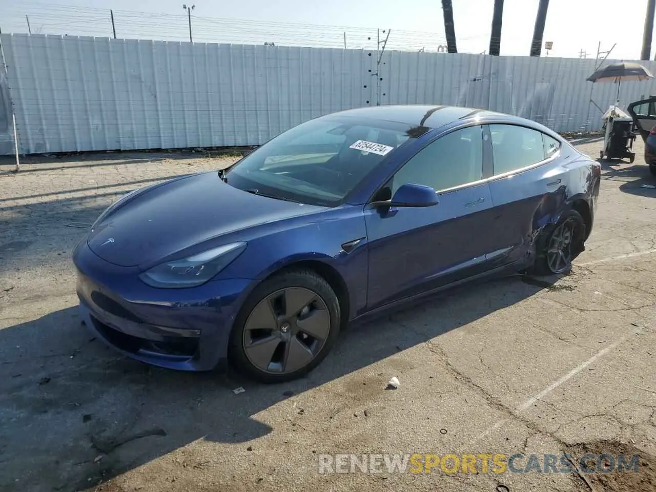 1 Photograph of a damaged car 5YJ3E1EA2MF015810 TESLA MODEL 3 2021