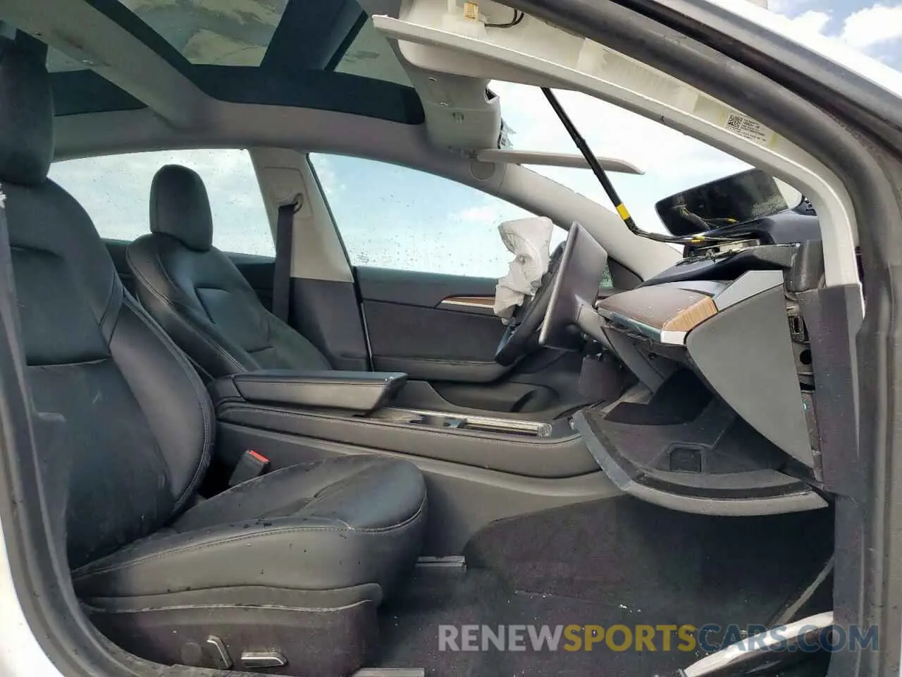 7 Photograph of a damaged car 5YJ3E1EA2MF028623 TESLA MODEL 3 2021