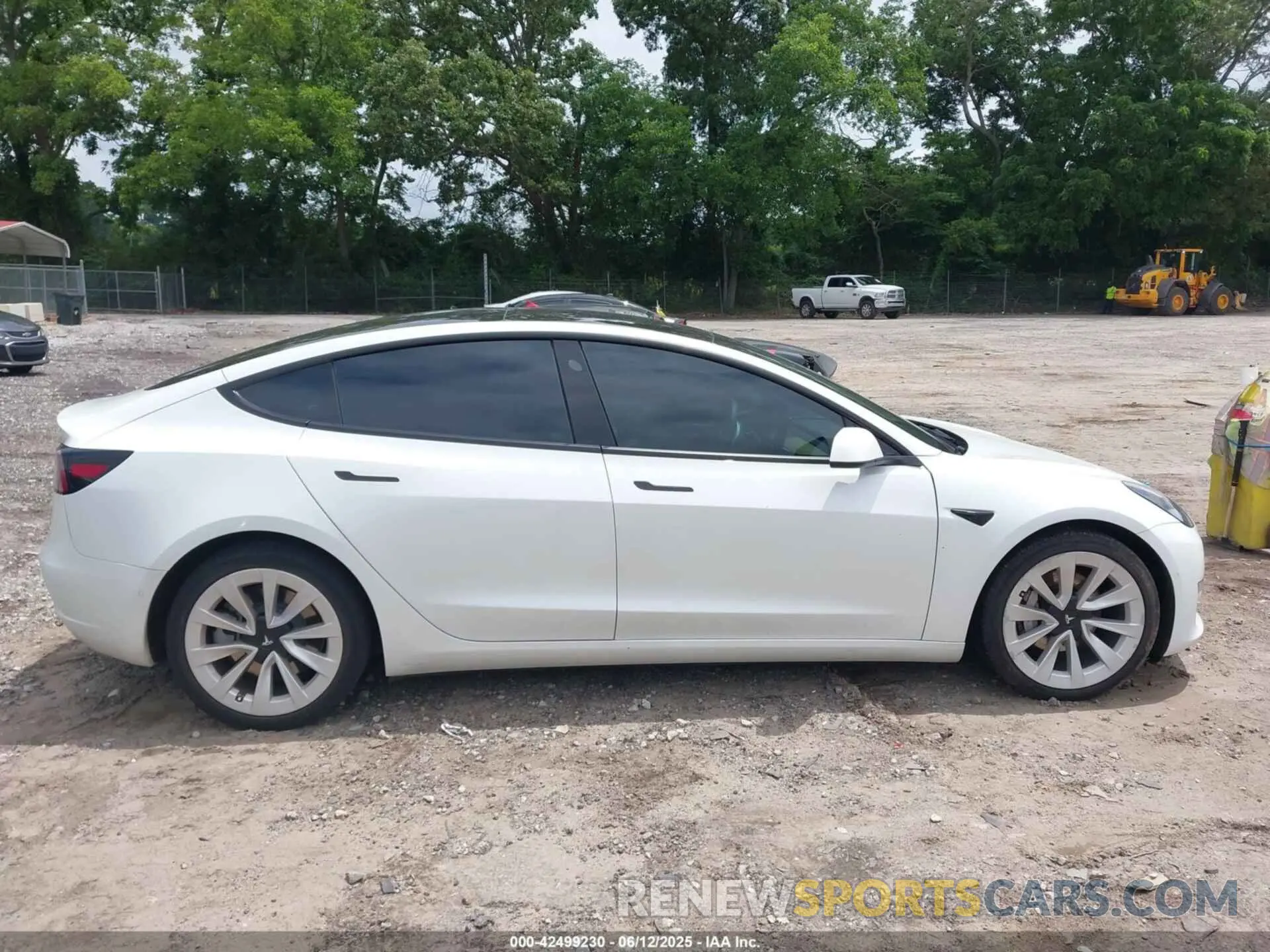 12 Photograph of a damaged car 5YJ3E1EA2MF046121 TESLA MODEL 3 2021