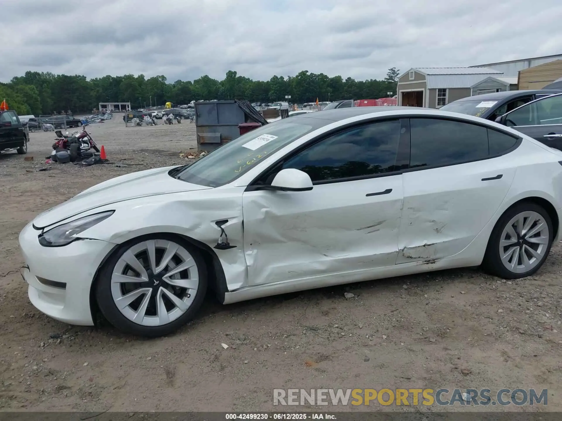 6 Photograph of a damaged car 5YJ3E1EA2MF046121 TESLA MODEL 3 2021