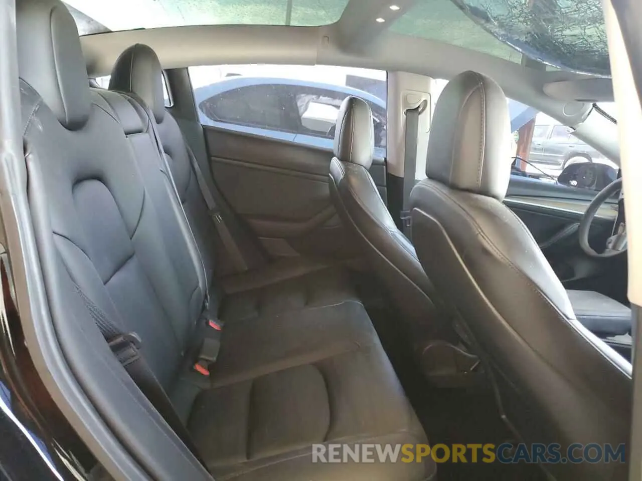 10 Photograph of a damaged car 5YJ3E1EA2MF048564 TESLA MODEL 3 2021