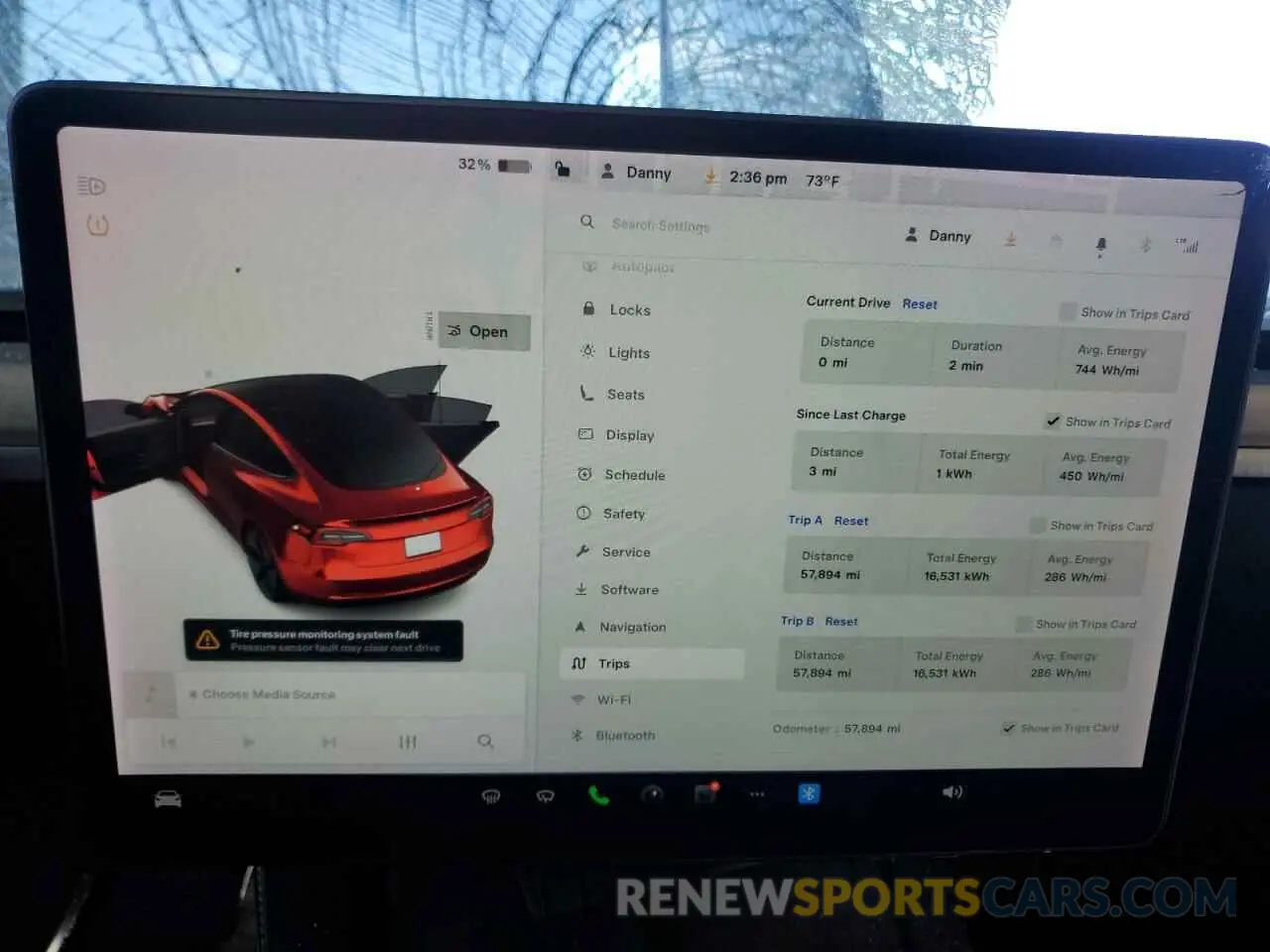 9 Photograph of a damaged car 5YJ3E1EA2MF048564 TESLA MODEL 3 2021
