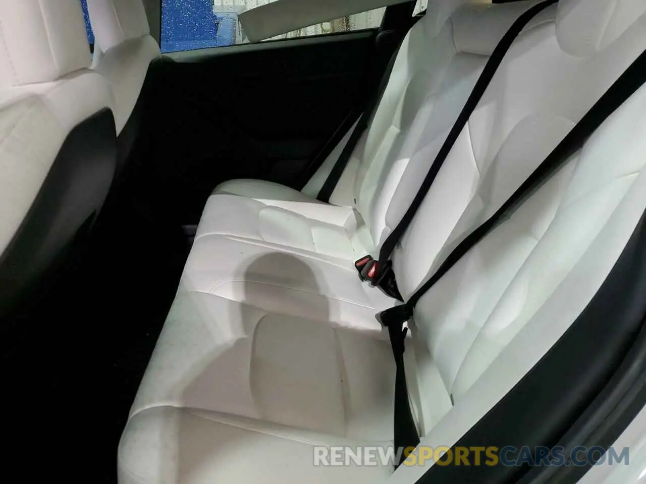 10 Photograph of a damaged car 5YJ3E1EA2MF058186 TESLA MODEL 3 2021