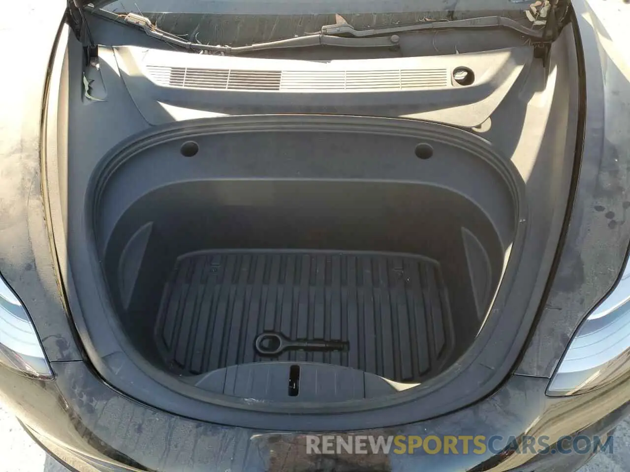11 Photograph of a damaged car 5YJ3E1EA2MF065106 TESLA MODEL 3 2021