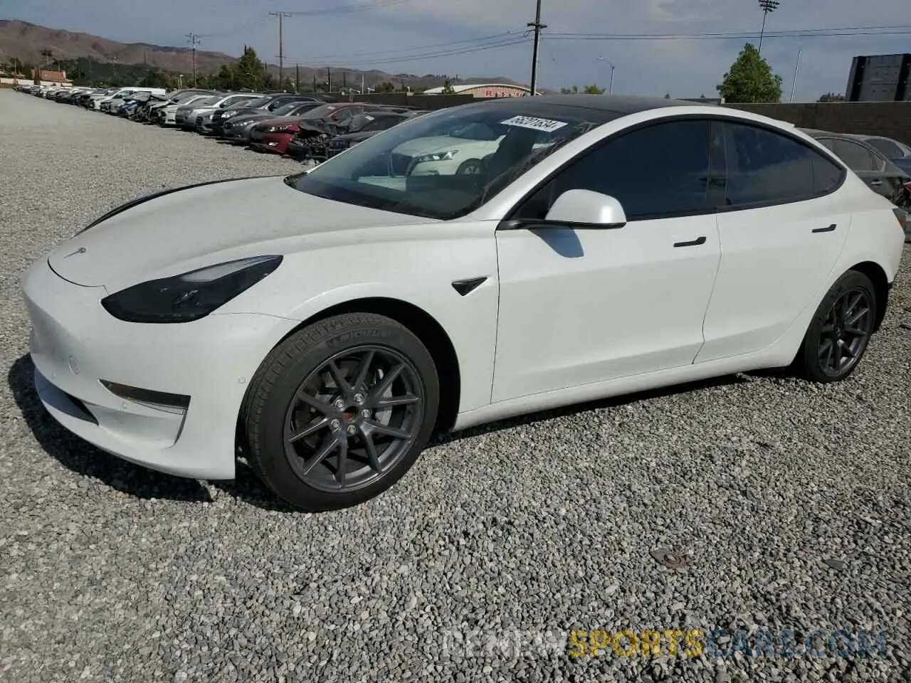 1 Photograph of a damaged car 5YJ3E1EA2MF070659 TESLA MODEL 3 2021