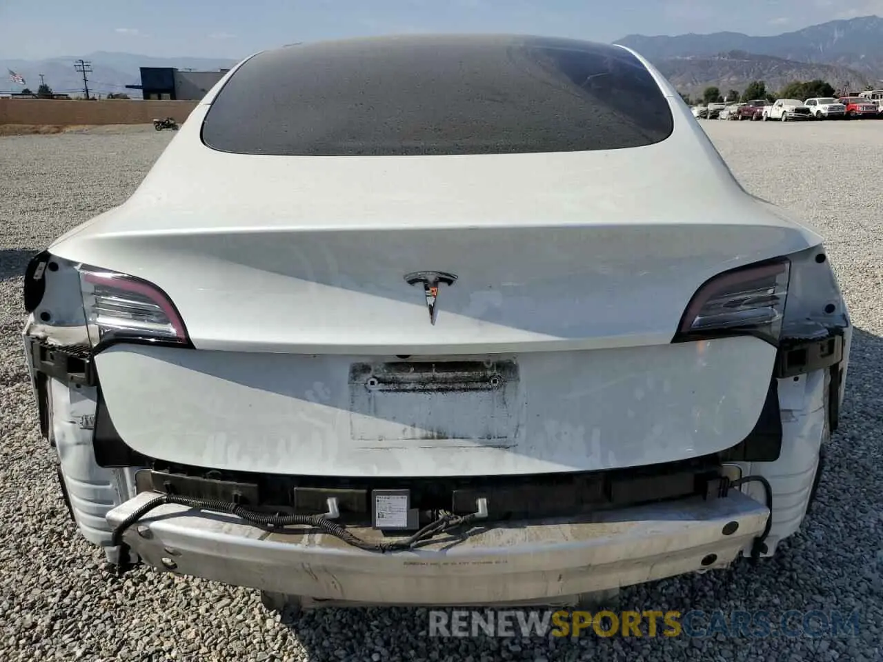 6 Photograph of a damaged car 5YJ3E1EA2MF070659 TESLA MODEL 3 2021