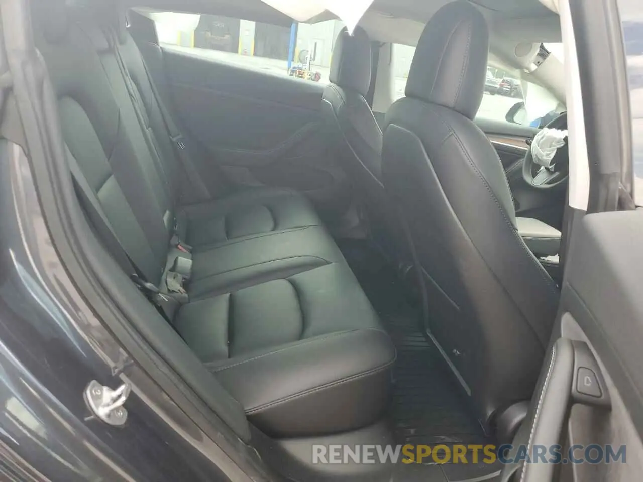 10 Photograph of a damaged car 5YJ3E1EA2MF090667 TESLA MODEL 3 2021