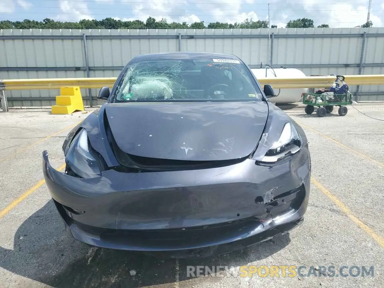 5 Photograph of a damaged car 5YJ3E1EA2MF090667 TESLA MODEL 3 2021