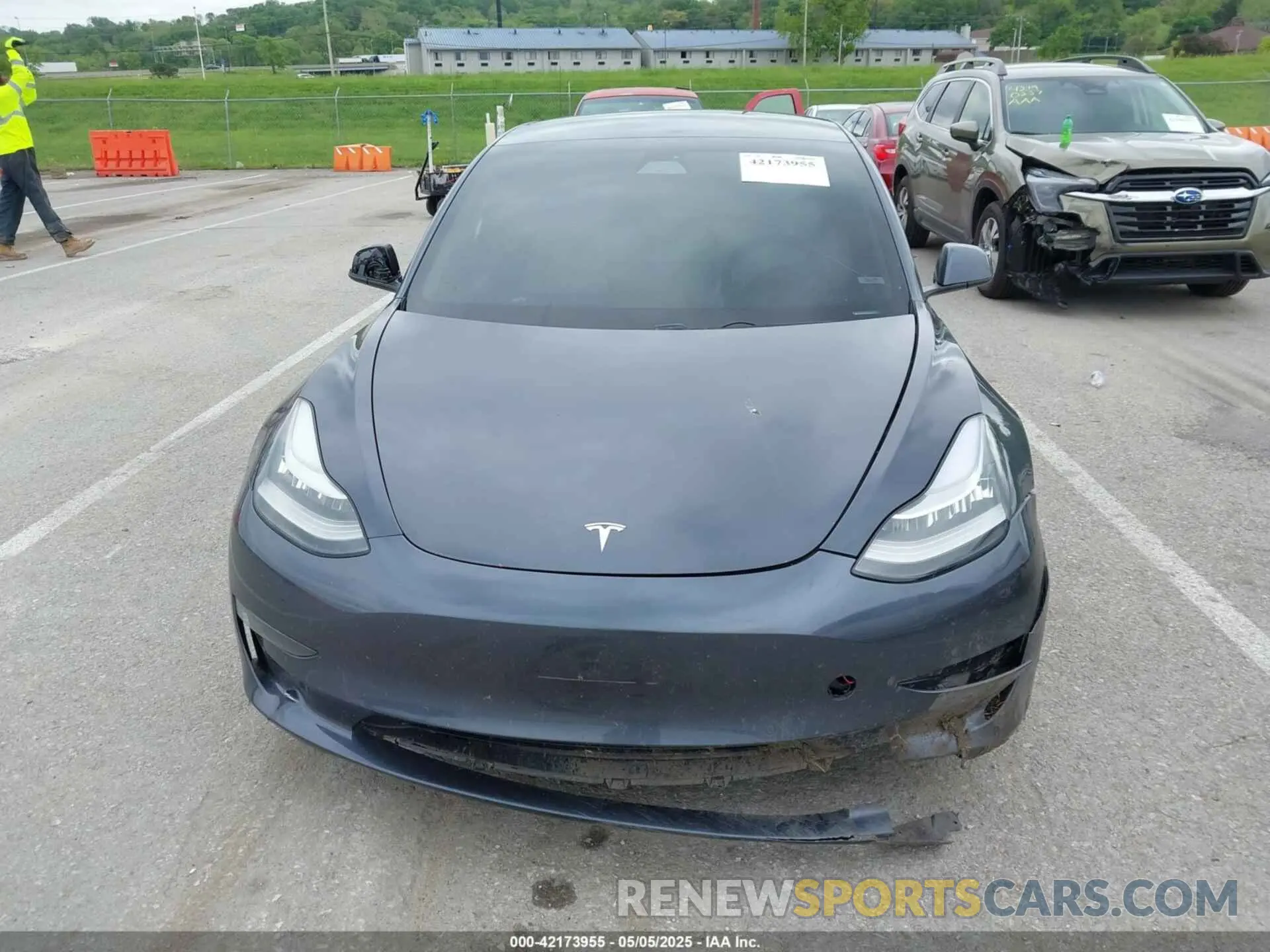 12 Photograph of a damaged car 5YJ3E1EA2MF849124 TESLA MODEL 3 2021