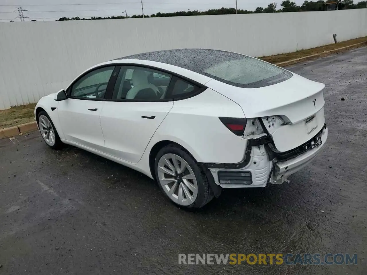2 Photograph of a damaged car 5YJ3E1EA2MF853870 TESLA MODEL 3 2021
